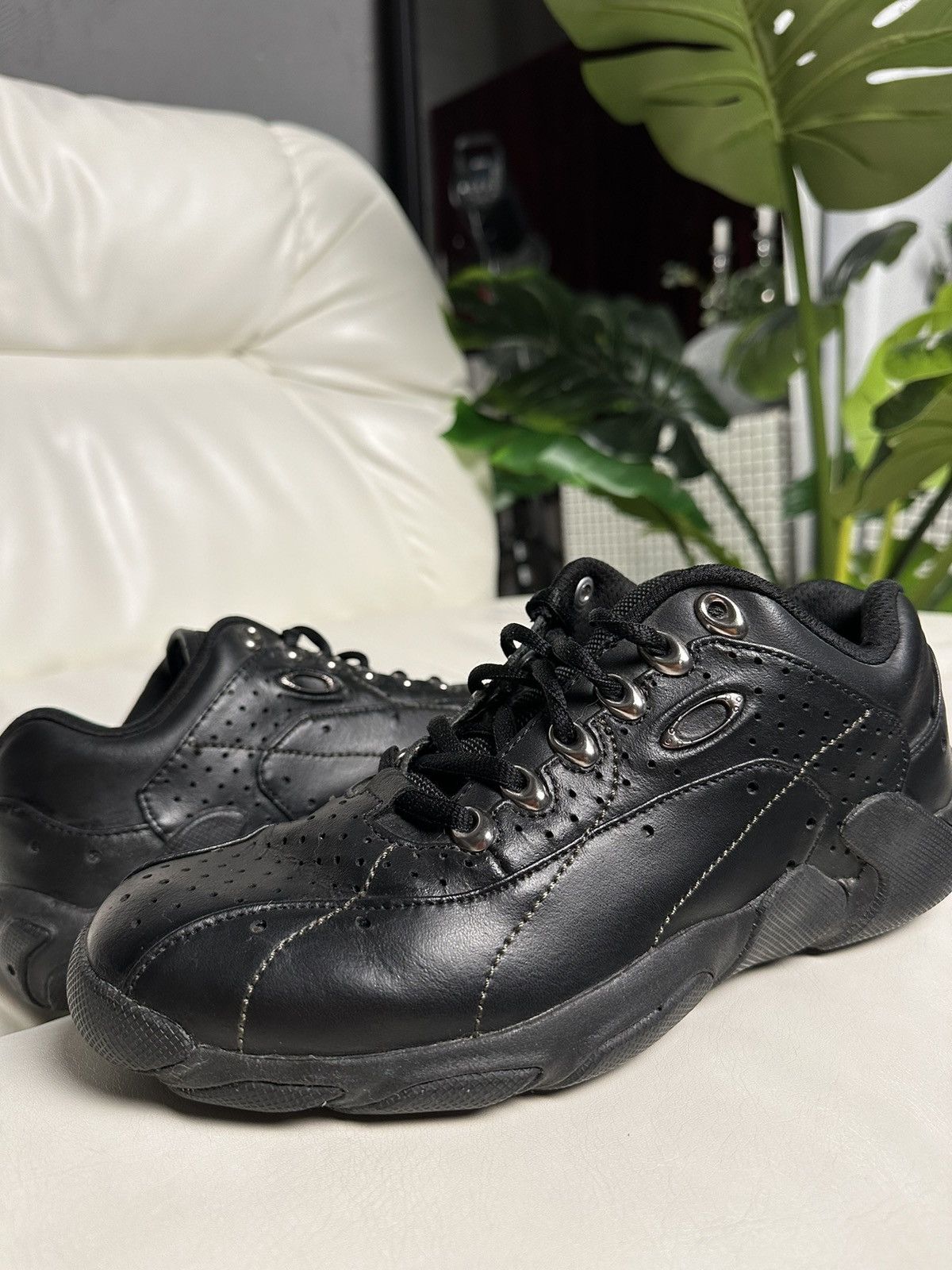 Oakley × Vintage Vintage Oakley Leather Outdoor Shoes Size US 7.5 / EU 40-41 - 4 Thumbnail