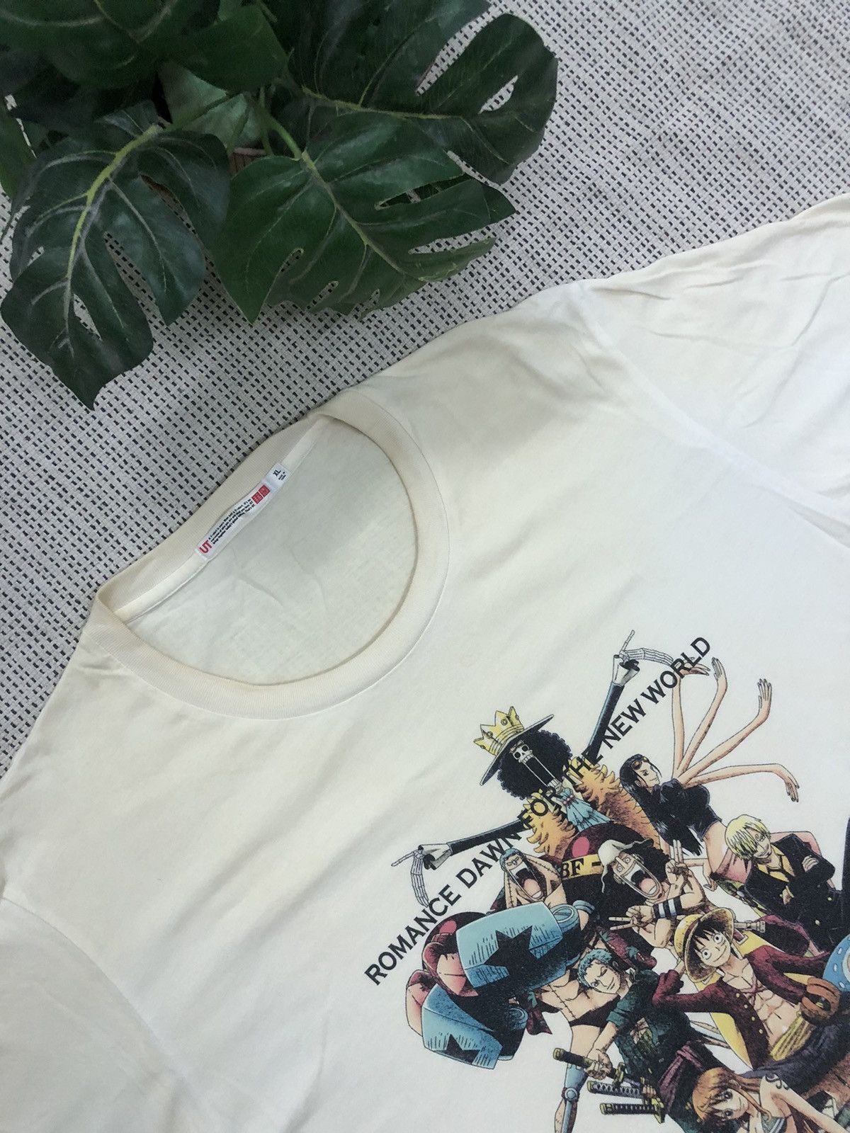Japanese Brand × One Piece × Uniqlo One Piece Full character anime x Uniqlo tee Size US XL / EU 56 / 4 - 1 Thumbnail