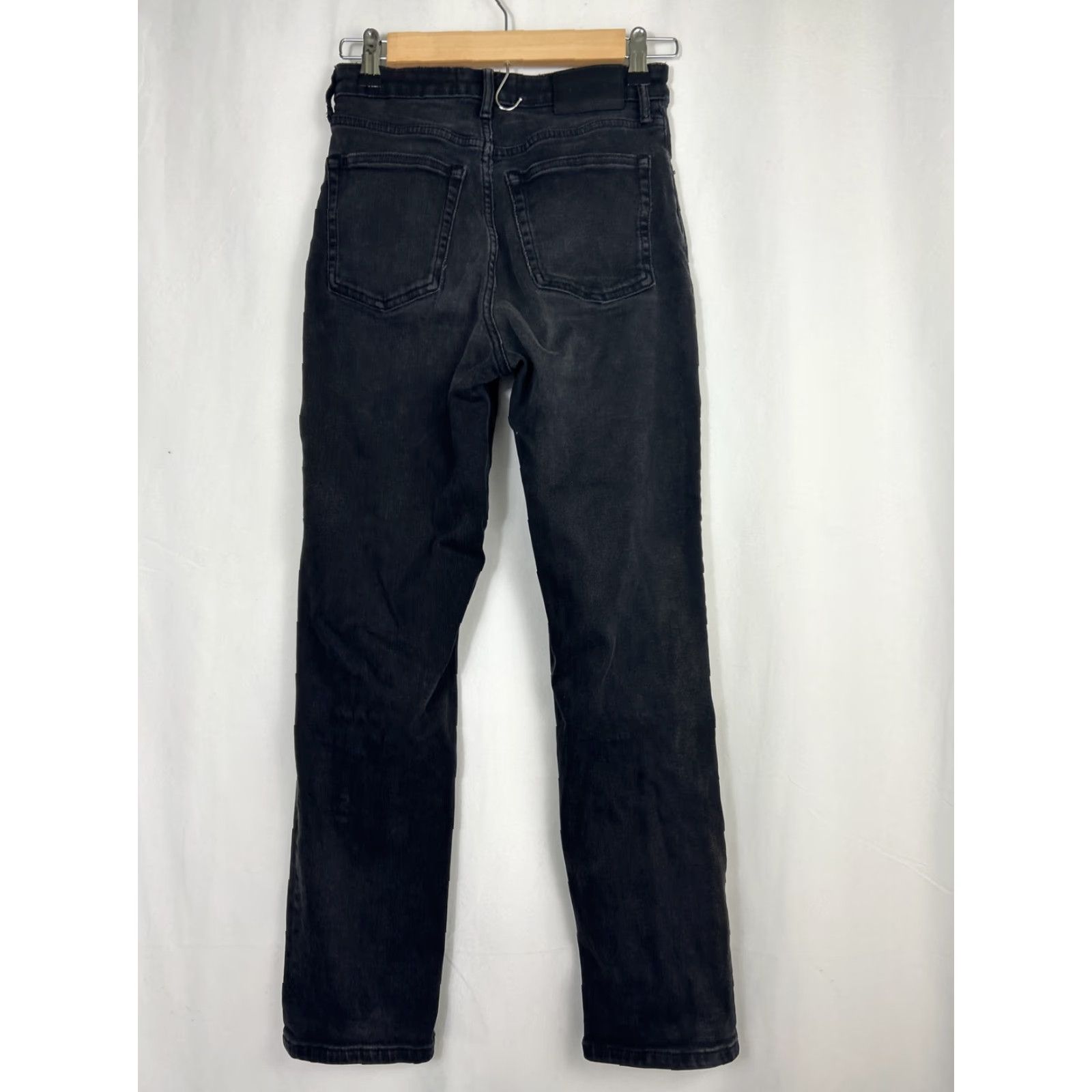 Everlane Everlane High Rise Slim Straight Cigarette Ankle Jean Washed Black 25 26x27 Women Jeans Slim Mid Black 27 Inseam Reg Size 42" / US 20 - 5 Thumbnail