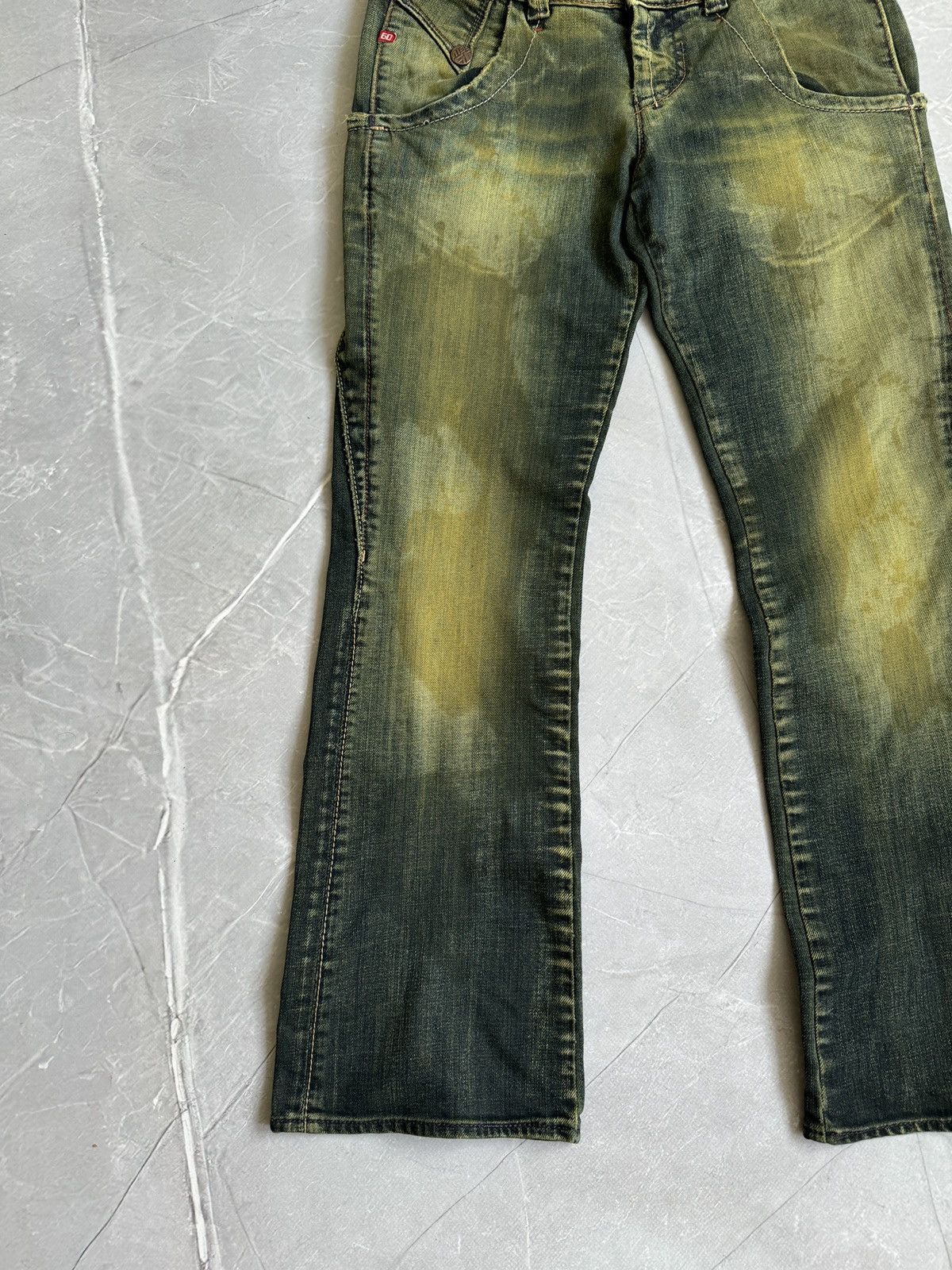Miss Sixty Y2K Vintage Miss Sixty Flip Vargo Dirty Denim Jeans Bootcut Size 28" / US 6 / IT 42 - 4 Thumbnail