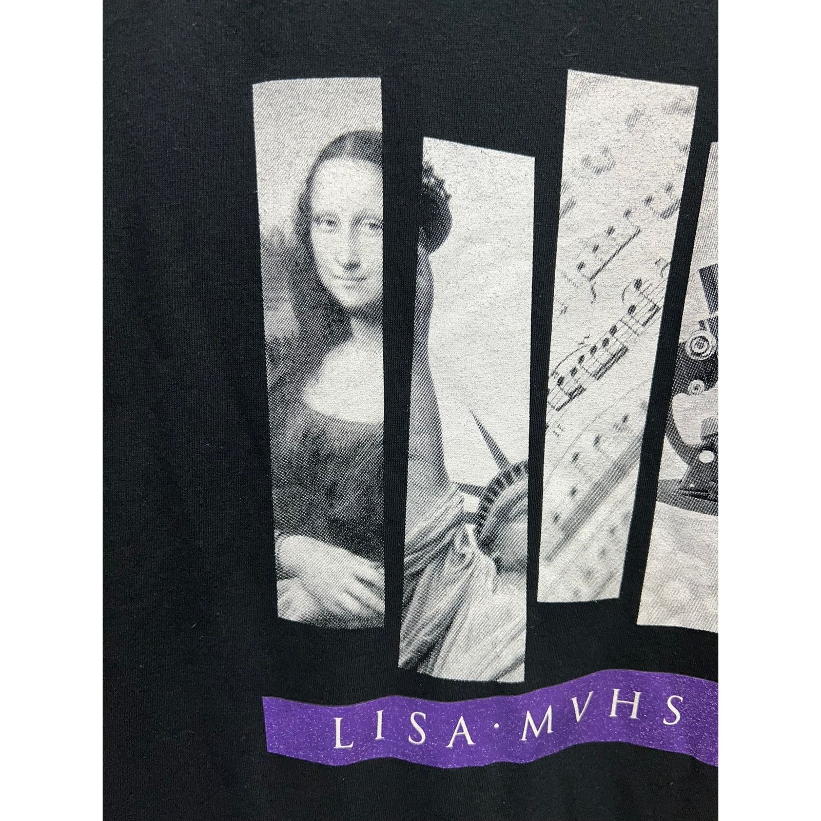 Gildan Vinage Lisa MVHS Shirt Leaders innovators Scholars Artists Size US XL / EU 56 / 4 - 3 Thumbnail