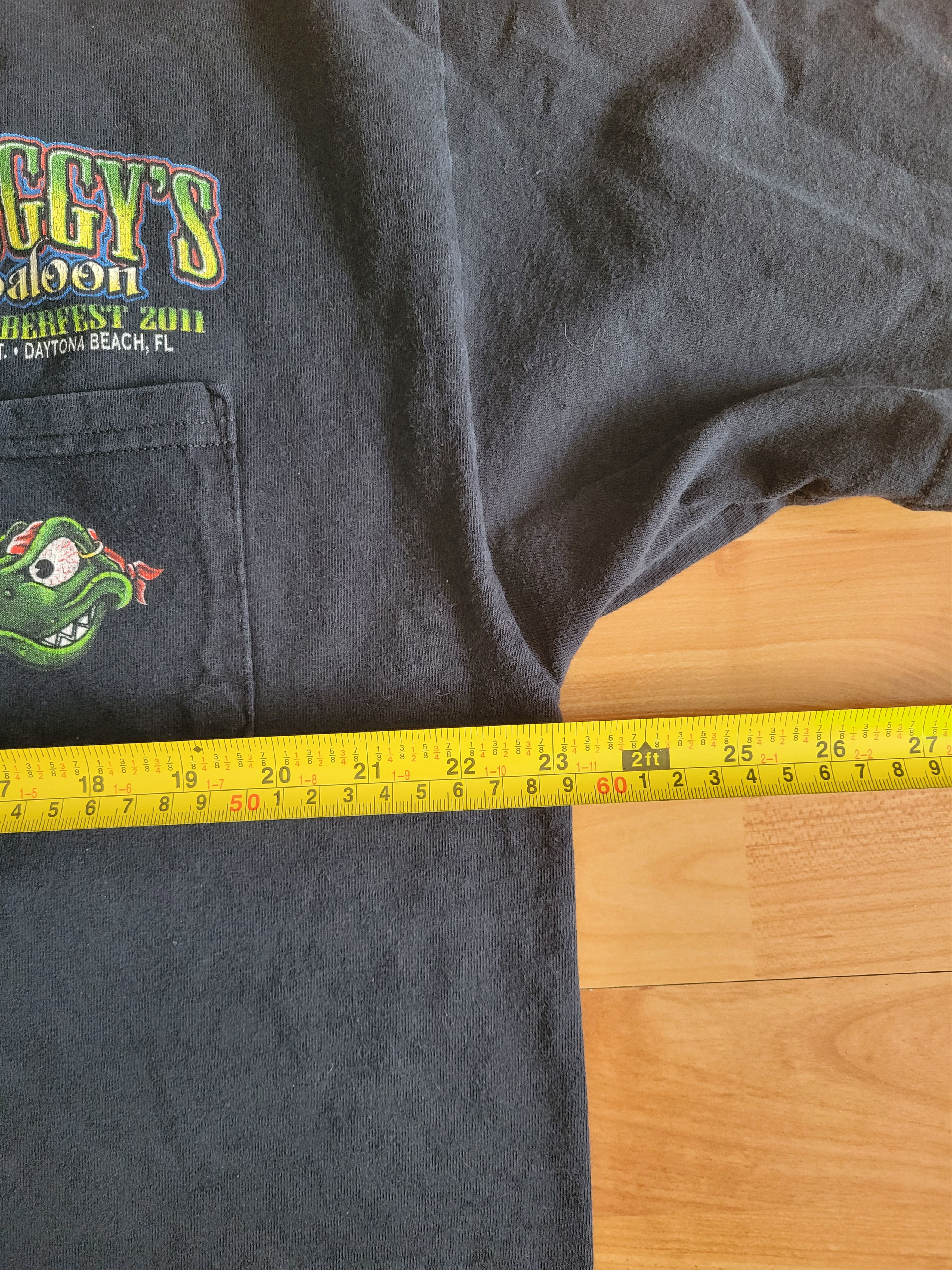 Gildan Froggy's Saloon biketoberfest black XL tee Size US XL / EU 56 / 4 - 4 Thumbnail