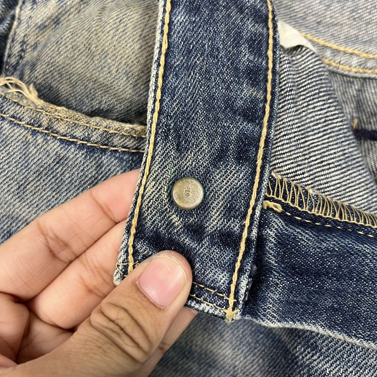 Levi's Vintage Levis Distressed Denim Jeans Size US 32 / EU 48 - 19 Thumbnail