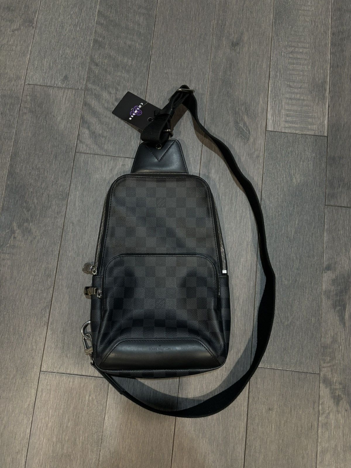 Louis Vuitton Louis Vuitton Avenue sling Bag Size ONE SIZE - 1 Thumbnail