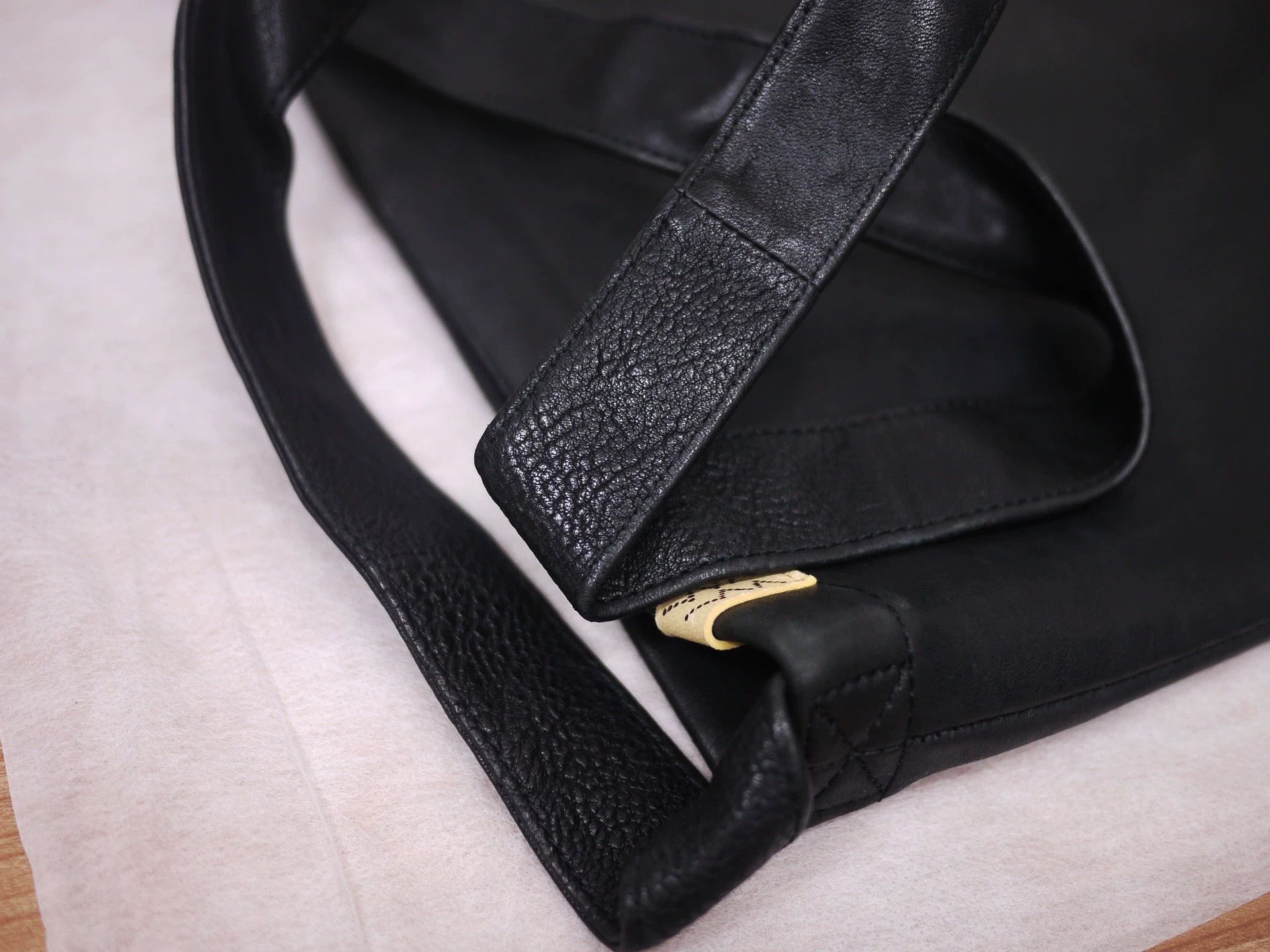 Visvim VISVIM 24AW Leather Musette Bag DMGD Black Size ONE SIZE - 7 Thumbnail