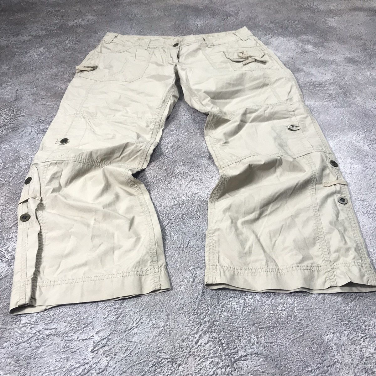 Vintage Vintage 90s Baggy Cargo Pants Flared Wide Leg Streetwear 30 Size 30" / US 8 / IT 44 - 1 Thumbnail