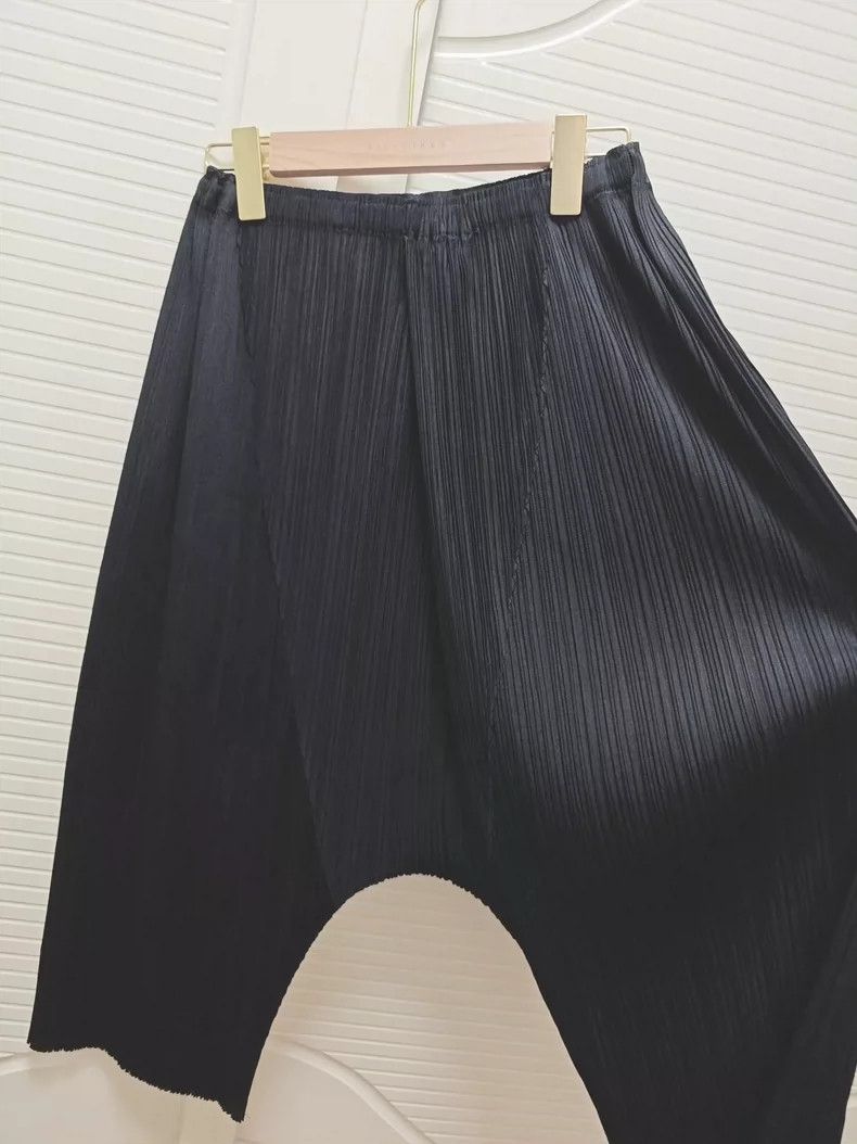 Issey Miyake issey miyake size:1 Black capri pants Size US 27 - 4 Thumbnail
