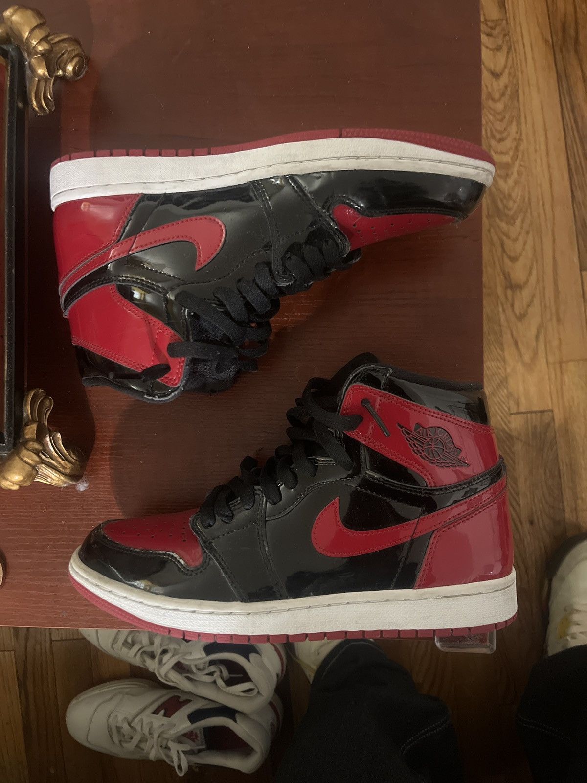 Jordan Brand Air Jordan 1 Retro High OG ‘Patent Bred’ Size US 7 / EU 40 - 10 Thumbnail