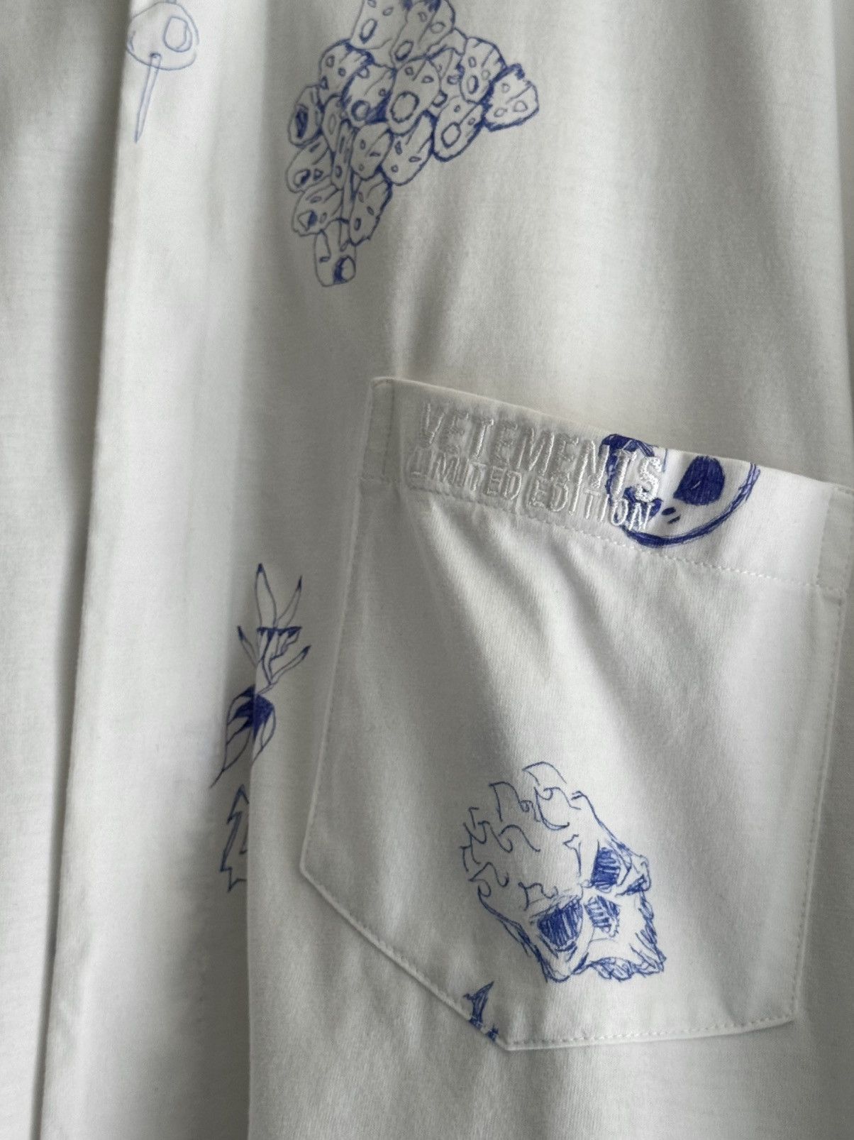 Vetements 2019 Vetements Limited Edition Pen Scribble Button Up Shirt Size US L / EU 52-54 / 3 - 5 Thumbnail