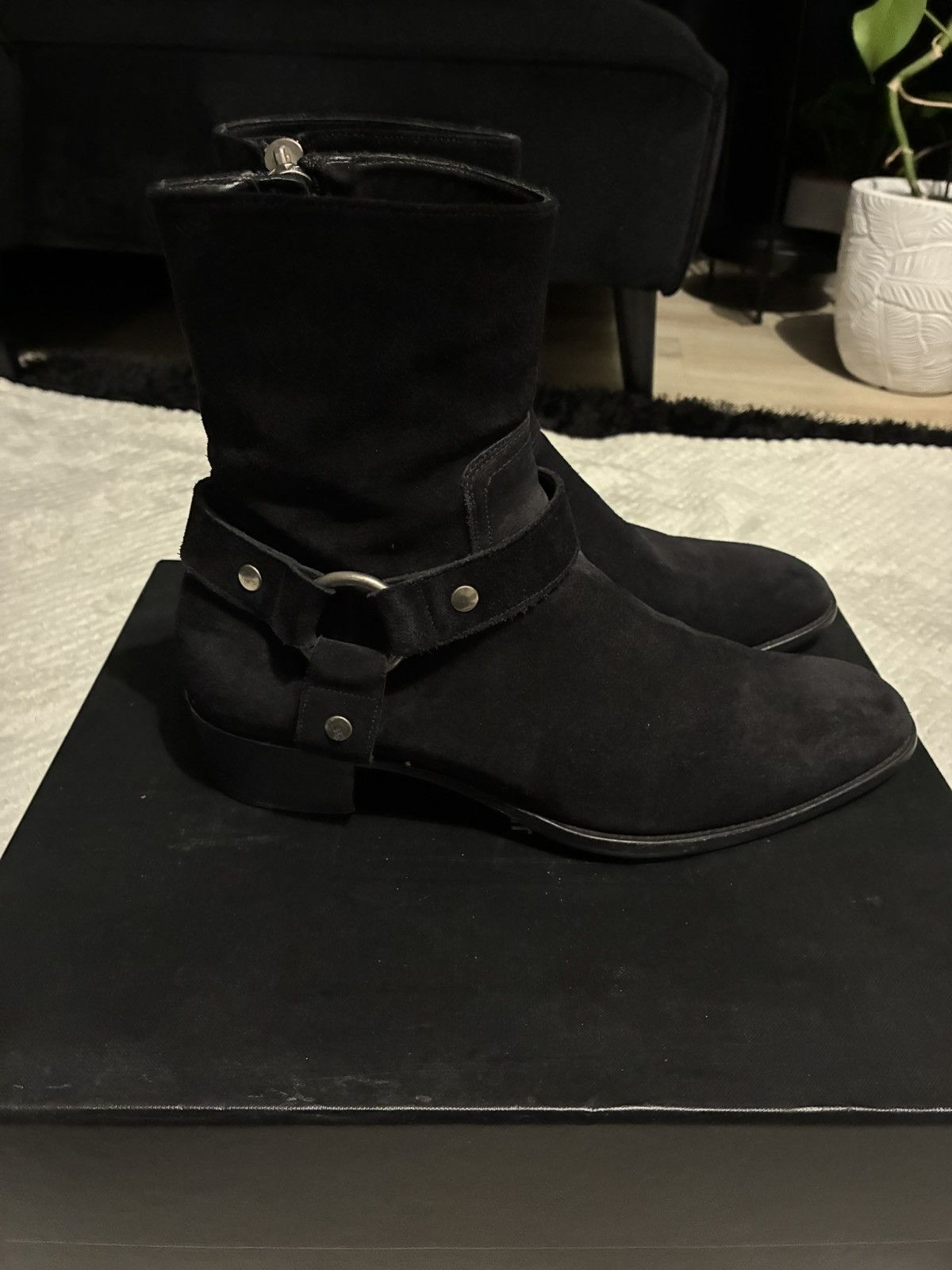 Saint Laurent Paris Saint Laurent wyatt suede boots Size US 8.5 / EU 41-42 - 3 Thumbnail
