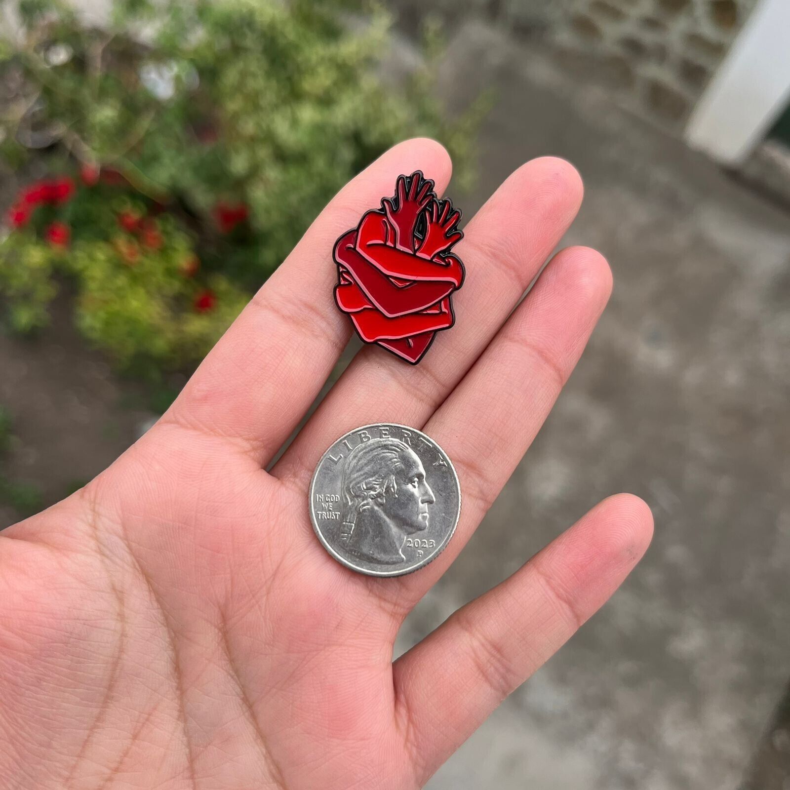 Other NW Hugging Heart Anatomical Heart Enamel Pin Metal Badge Bro Size ONE SIZE - 2 Thumbnail