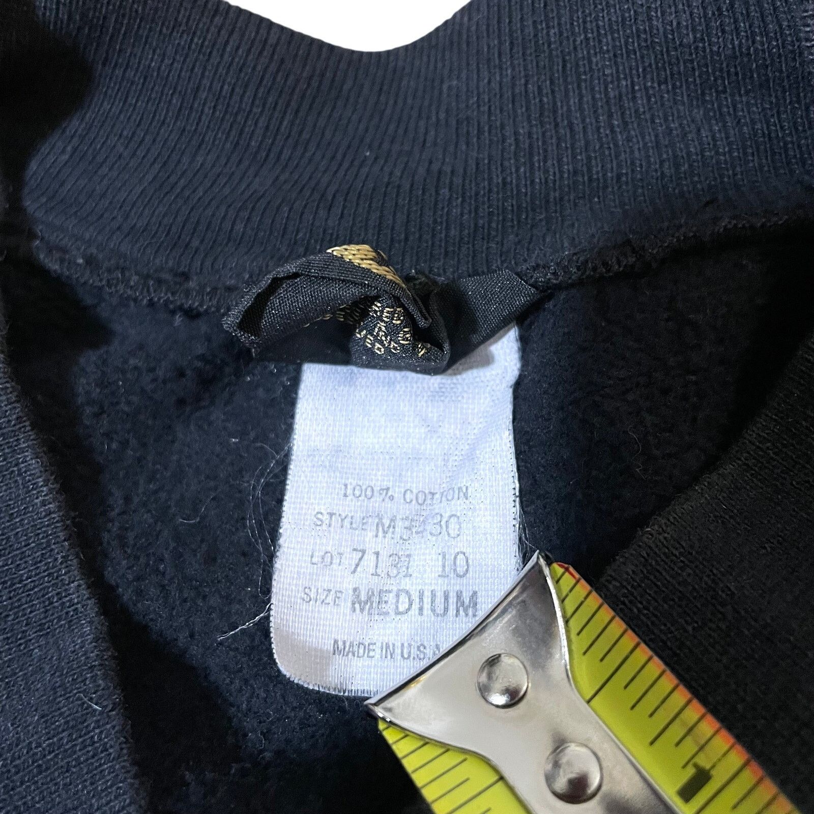 Vintage Vintage 80s Gold's Gym Black Button Up Sweatshirt - Size M Size US M / EU 48-50 / 2 - 7 Thumbnail