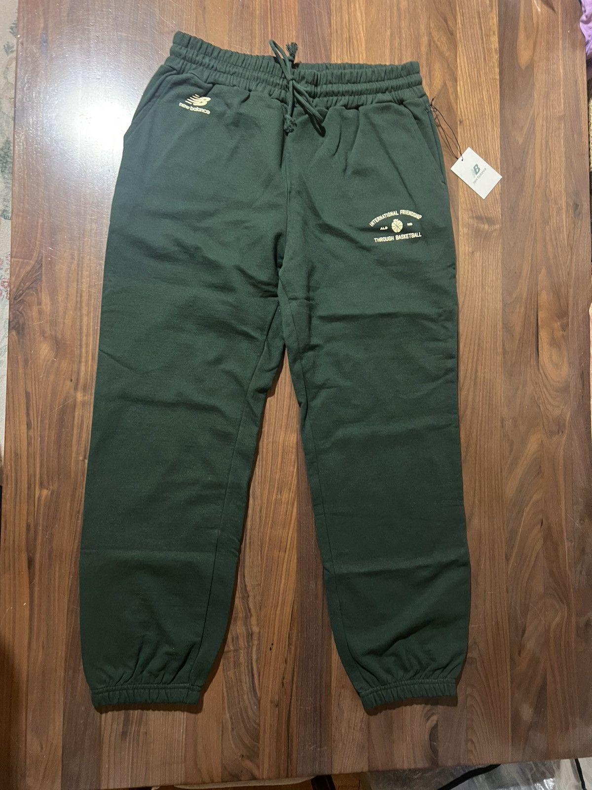 Aime Leon Dore × New Balance Aime Leon Dore ALD/ New Balance SONNY NY Green Sweatpants Size US 34 / EU 50 - 1 Thumbnail