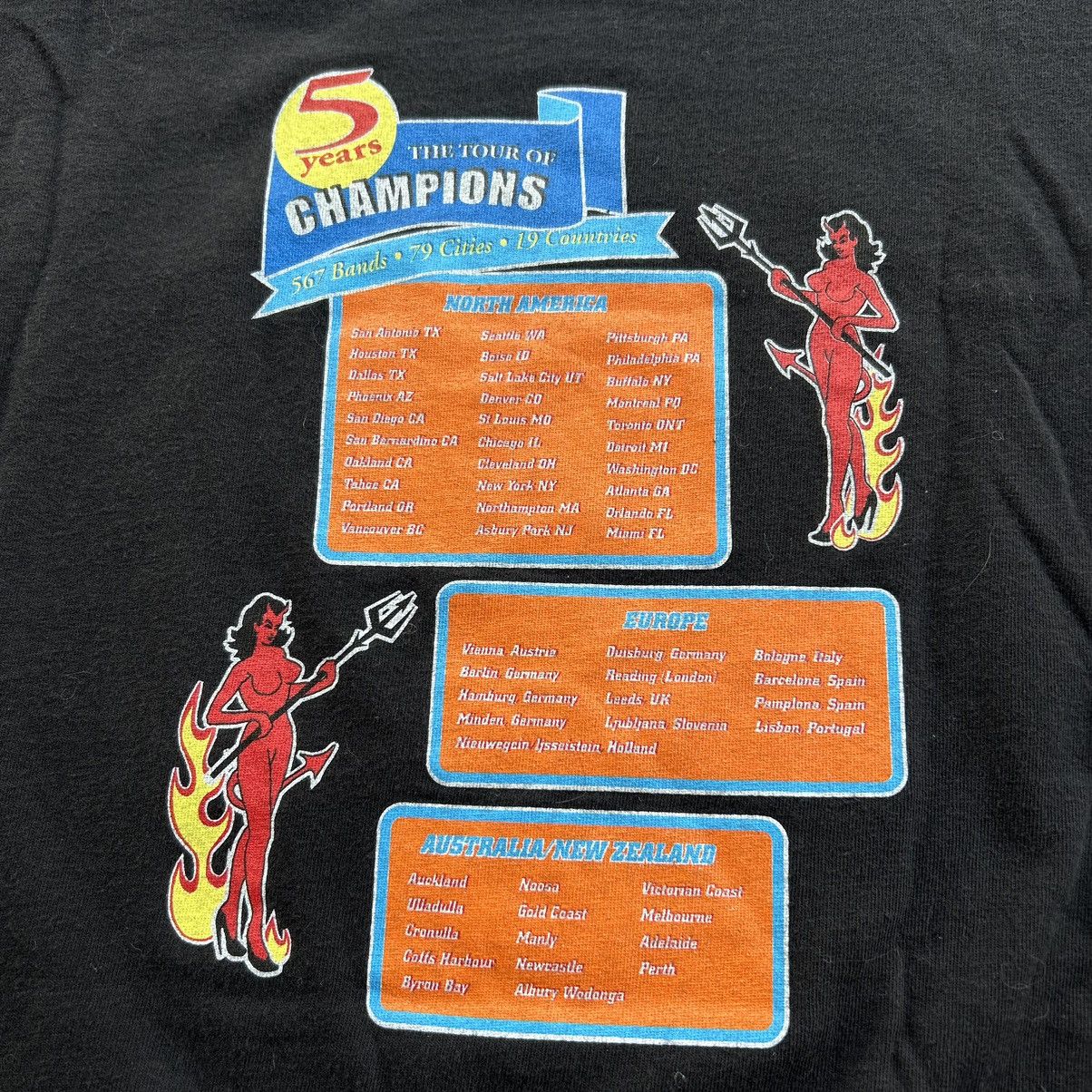 Band Tees Vintage 1999 Vans Warped Tour Concert Promo Devil T Shirt Size US XL / EU 56 / 4 - 4 Thumbnail