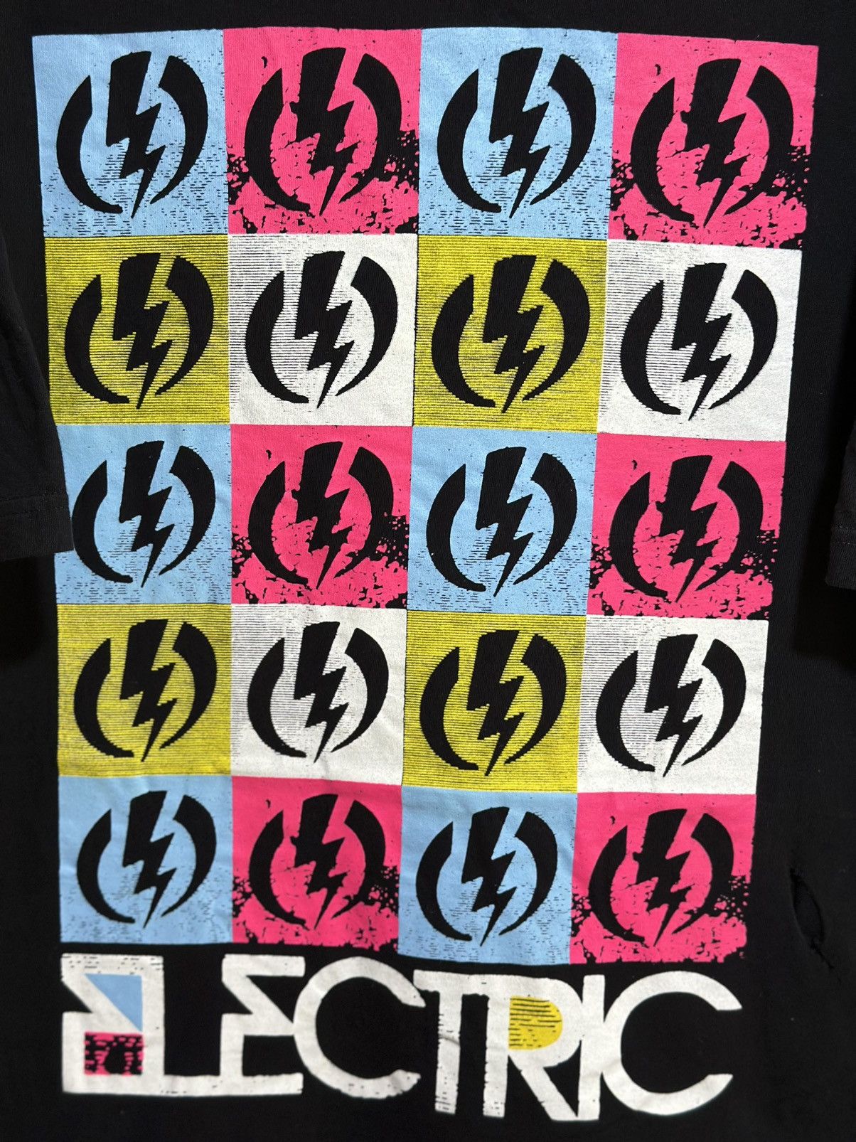 Vintage Vintage Electric Surfer Skater Stylr Graphic Faded Tee Size US XL / EU 56 / 4 - 2 Thumbnail