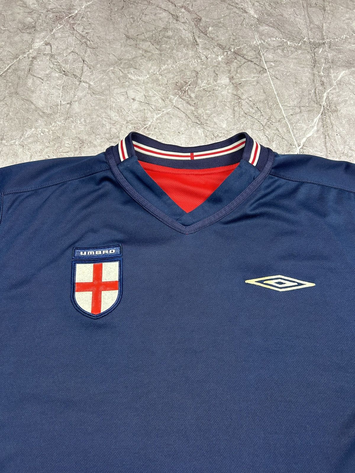 Umbro × Vintage Vintage Umbro England 2004 reversible soccer jersey Size US L / EU 52-54 / 3 - 10 Thumbnail
