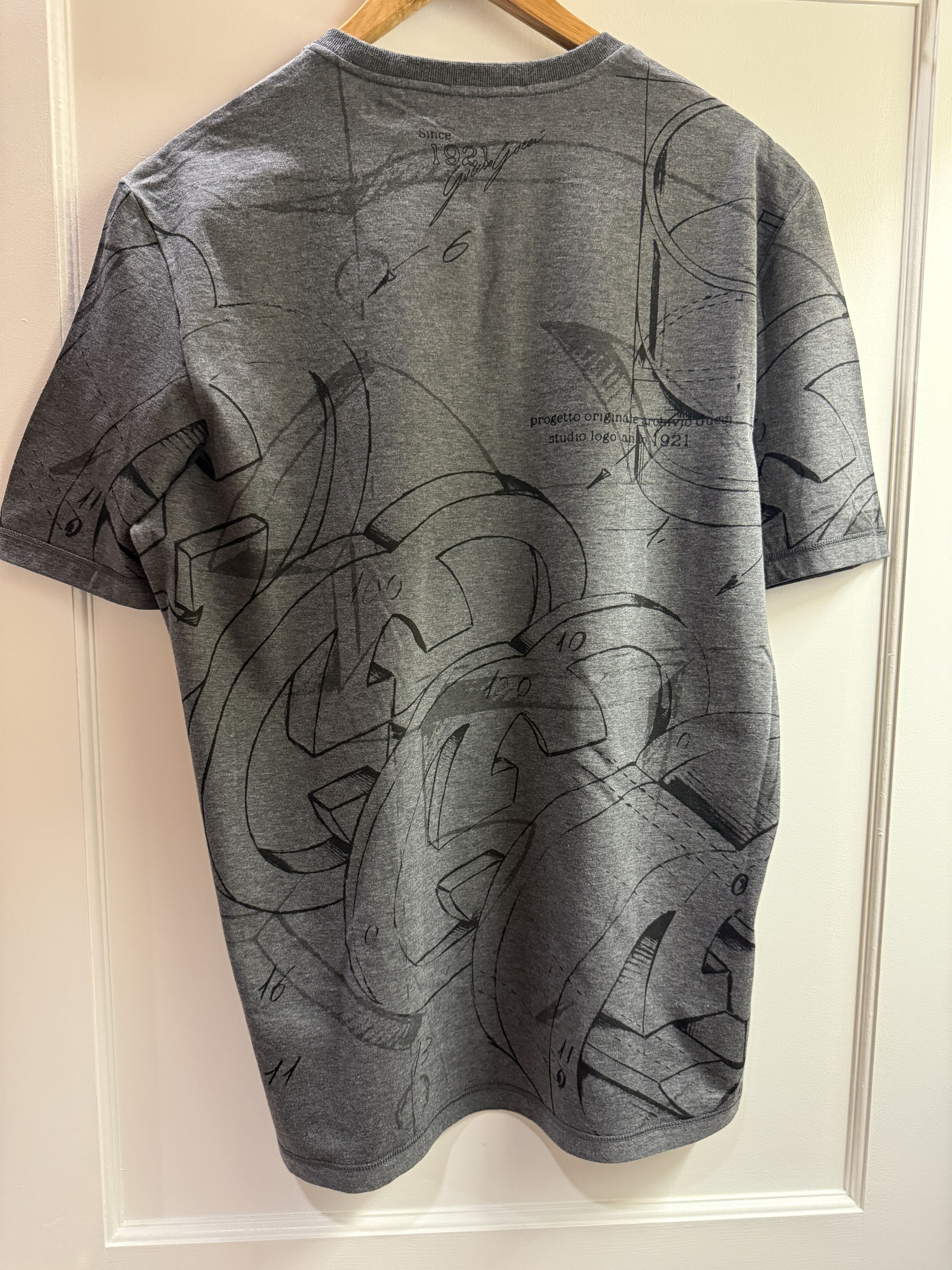 Gucci Gucci V-Neck T-Shirt In Gray Size XXL Size US XXL / EU 58 / 5 - 5 Thumbnail
