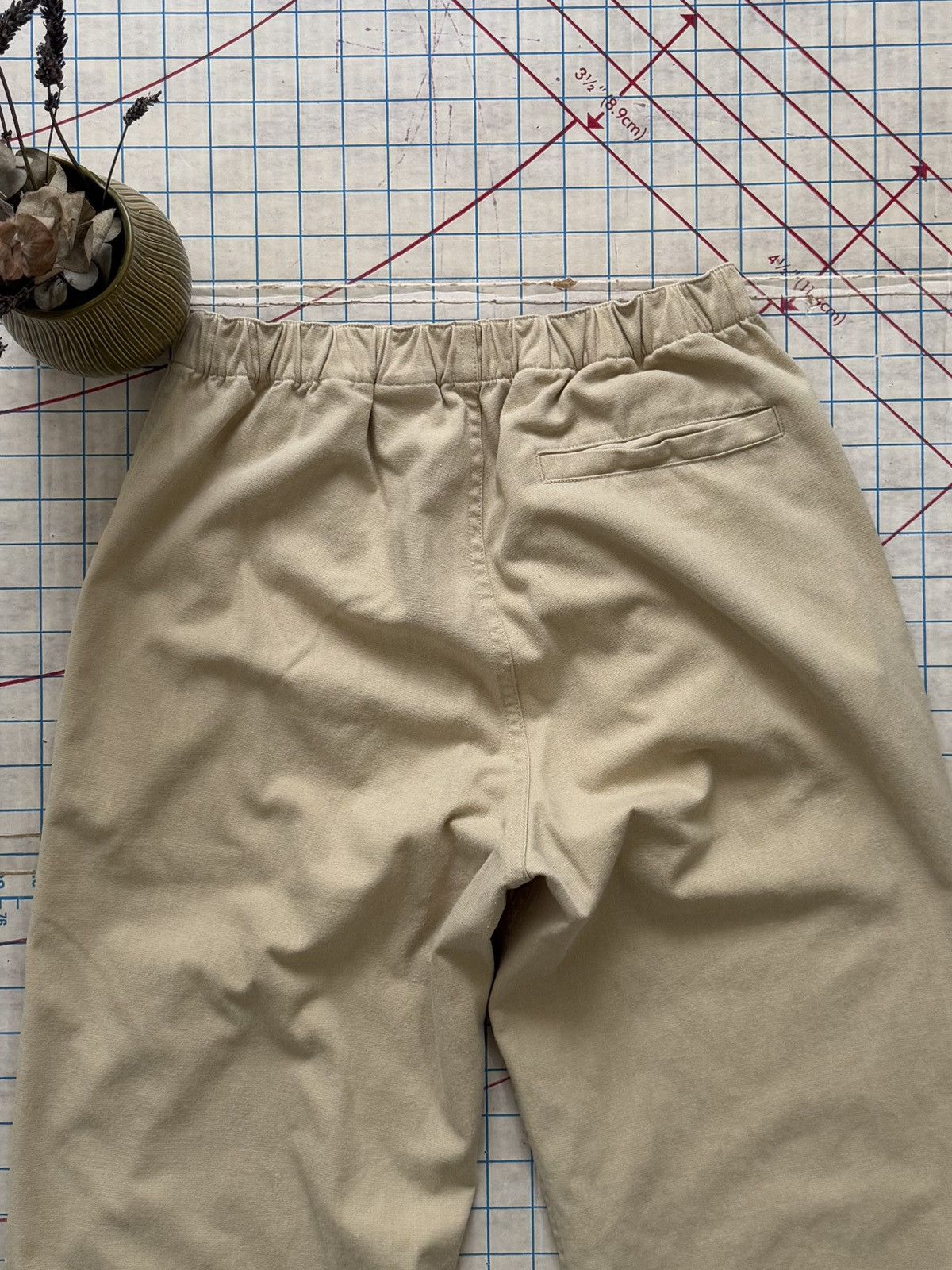 The North Face The North Face Casual Pants Light Tan Size Medium Japan Tag Size US 32 / EU 48 - 13 Thumbnail