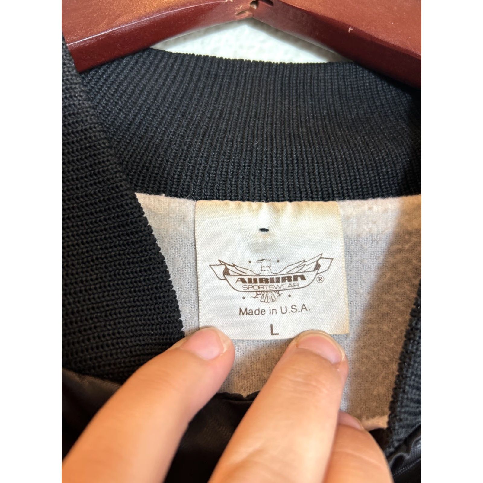 Vintage VINTAGE Auburn Satin Bomber Jacket White Black Full Snap Men L Jacket Size US L / EU 52-54 / 3 - 7 Thumbnail