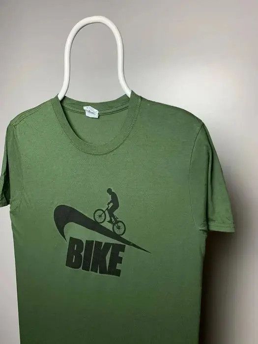Band Tees Humor Nike bike T-shirt size M green art vintage Size US M / EU 48-50 / 2 - 2 Thumbnail