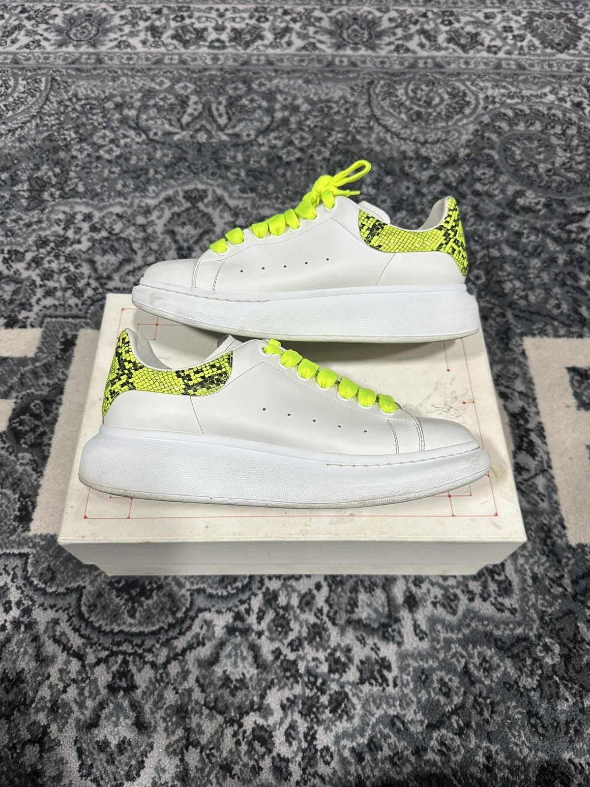 Alexander McQueen Size 8US/41EU