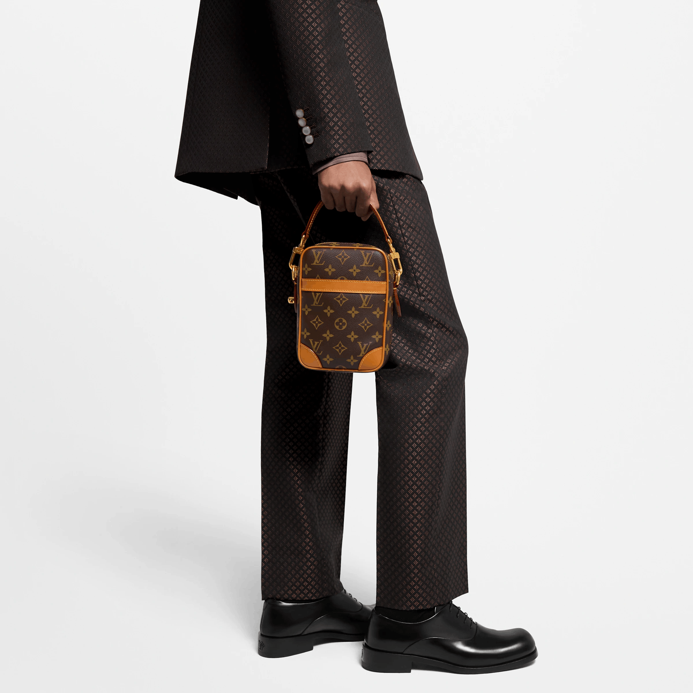 Louis Vuitton Danube Bag Size ONE SIZE - 5 Thumbnail