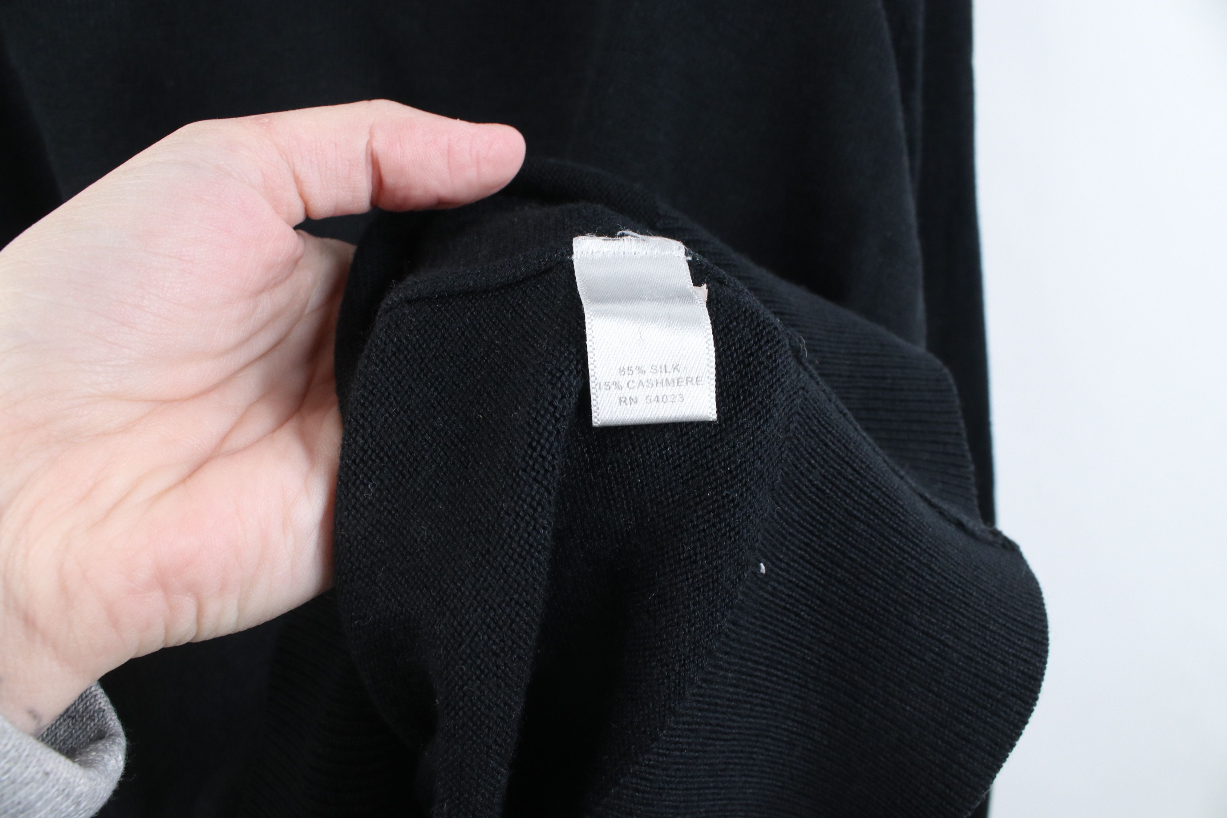 Banana Republic Banana Republic Lightweight Silk Cashmere Knit Sweater Black Size US L / EU 52-54 / 3 - 8 Thumbnail