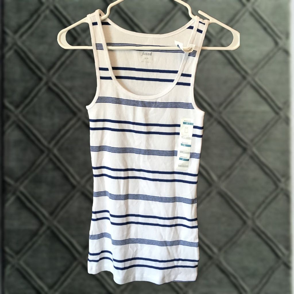 Old Navy VINTAGE? OLD NAVY Women Tank Top S White Blue Stripes NWT 303 Size S / US 4 / IT 40 - 1 Thumbnail