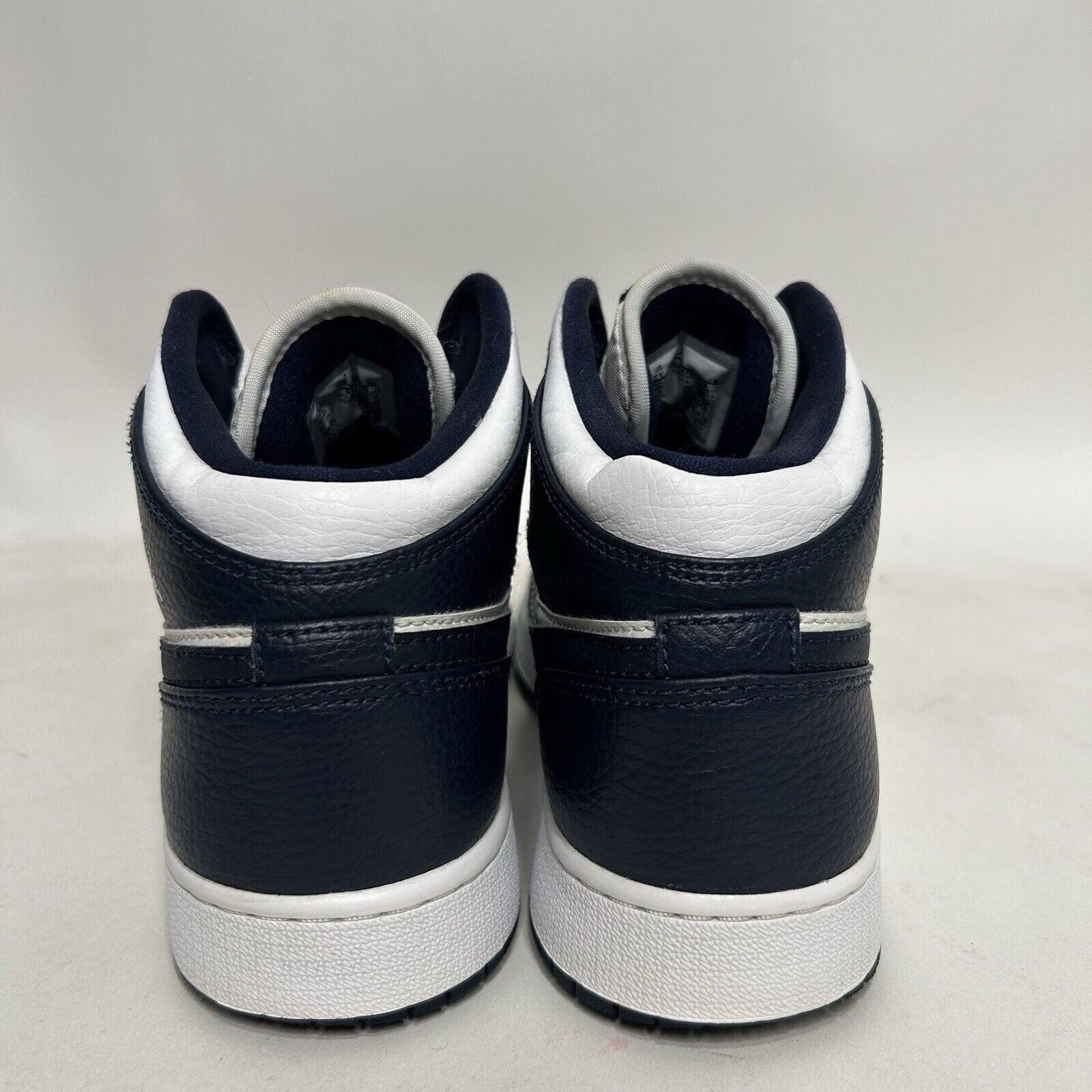 Jordan Brand Nike Shoes Air Jordan Air Jordan 1 Mid GS “Obsidian” 2024 Size US 8.5 / IT 38.5 - 4 Thumbnail