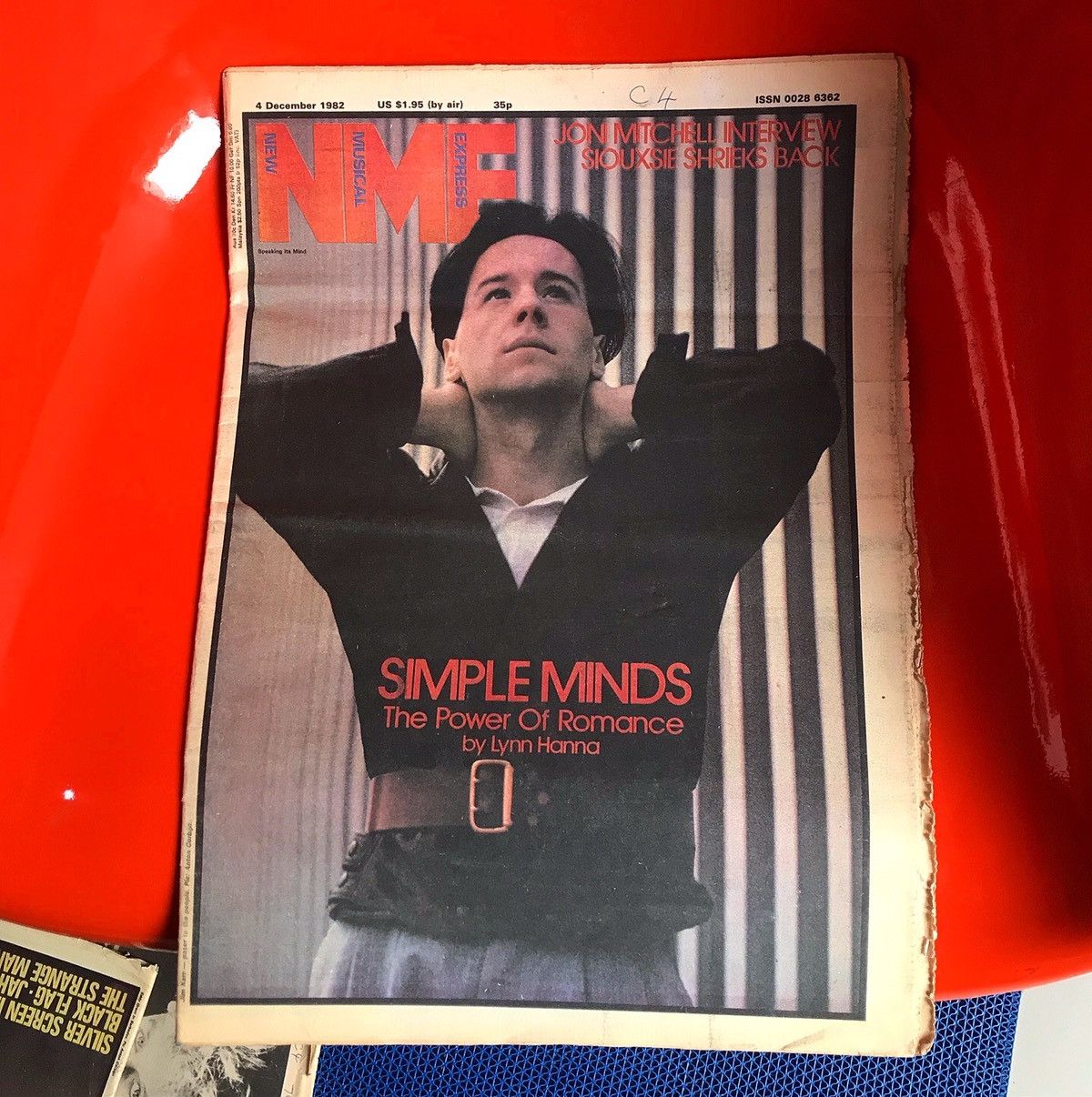 Hysteric Glamour × Vintage Vintage NME Magazine - NME (UK) Dec 4th 1982 Simple Minds Size ONE SIZE - 1 Thumbnail