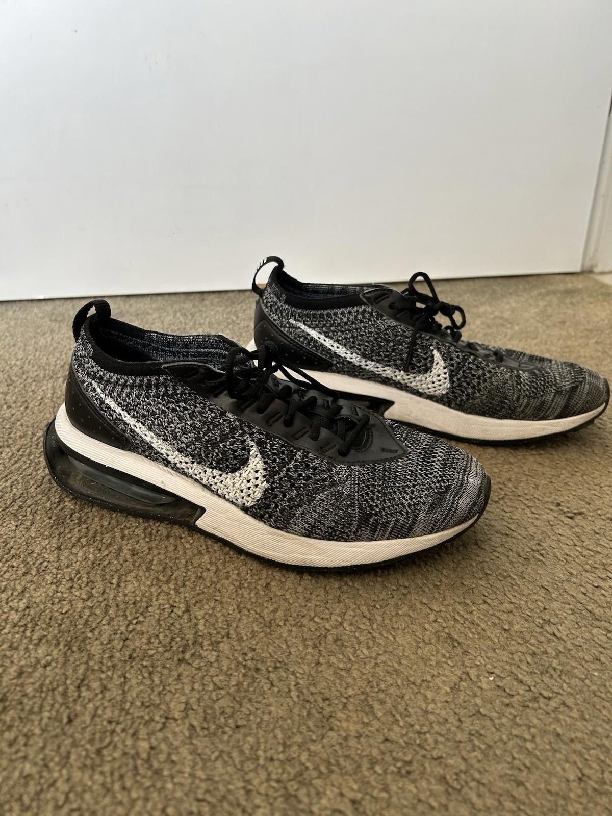 Nike Nike Air Runners Sneakers Flyknit- Size US 8 UK 5.5 EUR 39 Size US 6.5 / EU 39-40 - 2 Thumbnail