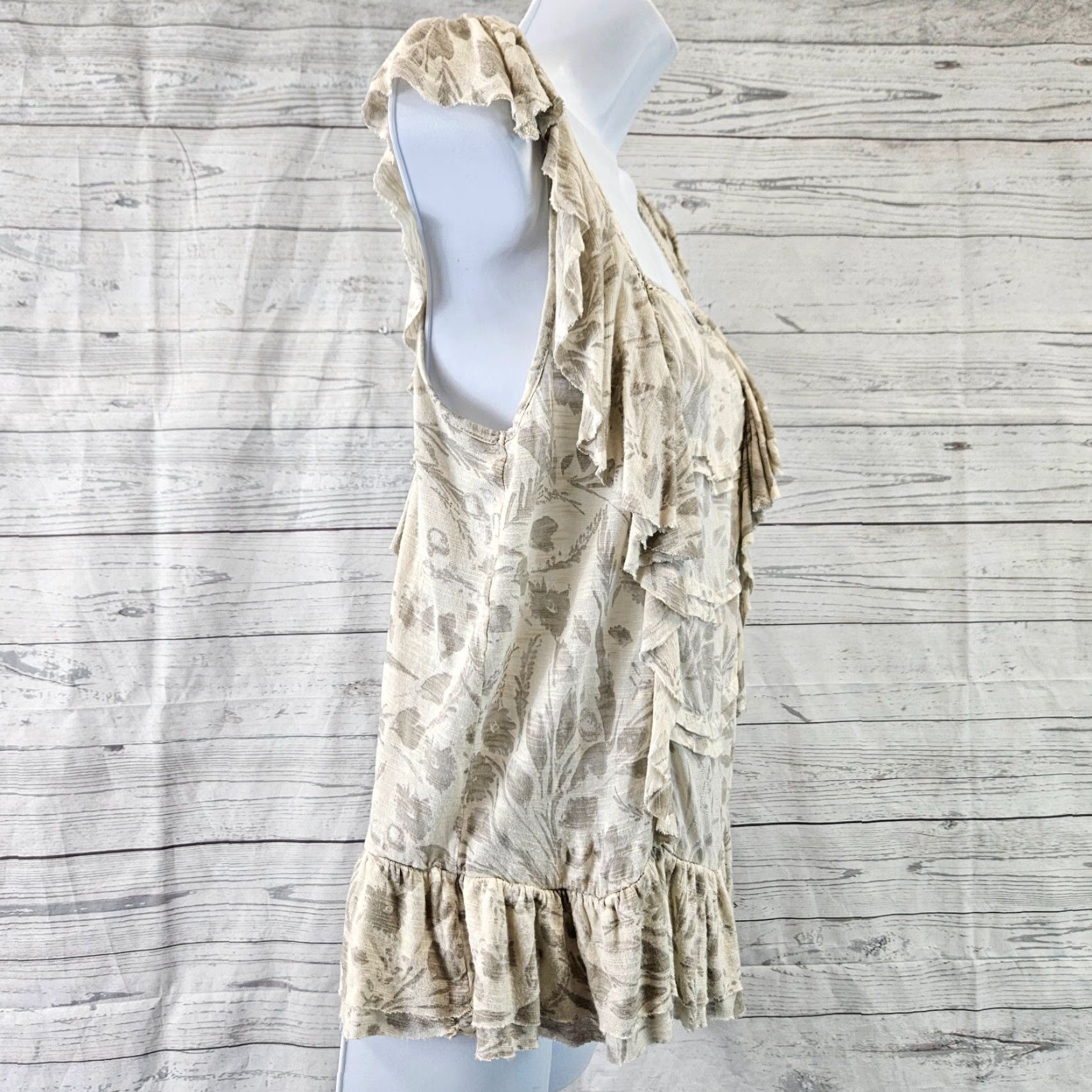 Lucky Brand Lucky Brand Top Womens XS Gray Beige Floral Ruffles Size XS / US 0-2 / IT 36-38 - 3 Thumbnail
