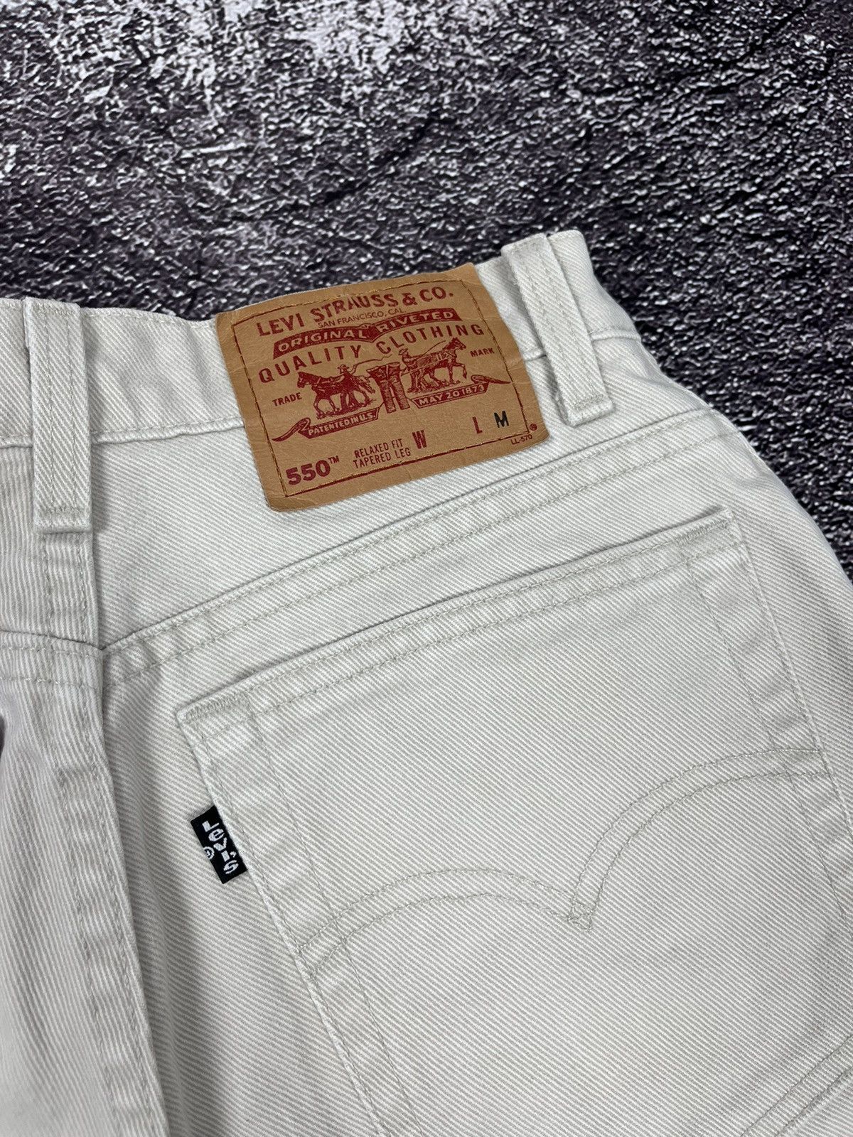 Levi's Vintage 90s made in USA Levi’s 550 Denim Pants Jeans Size 8M Size 30" / US 8 / IT 44 - 14 Thumbnail