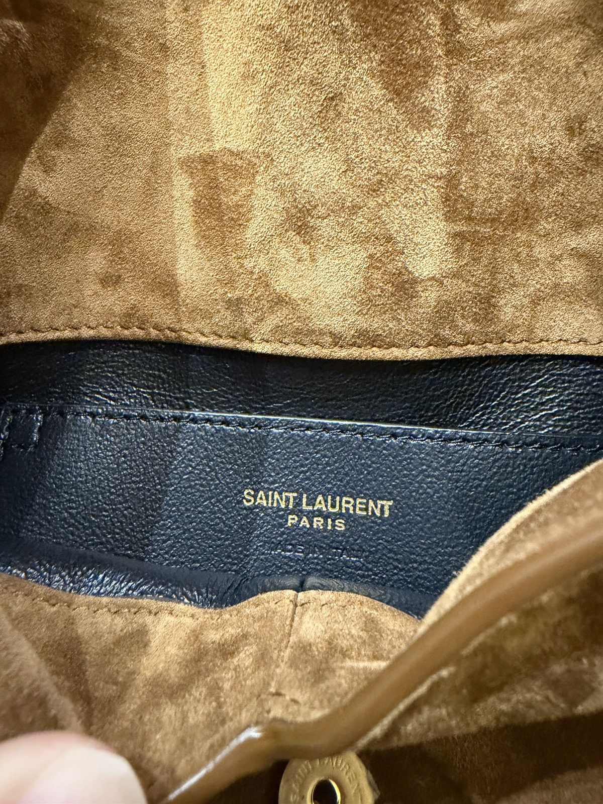 Saint Laurent Paris Saint Laurent Cassandre Envelope Suede Shoulder Bag Size ONE SIZE - 8 Thumbnail