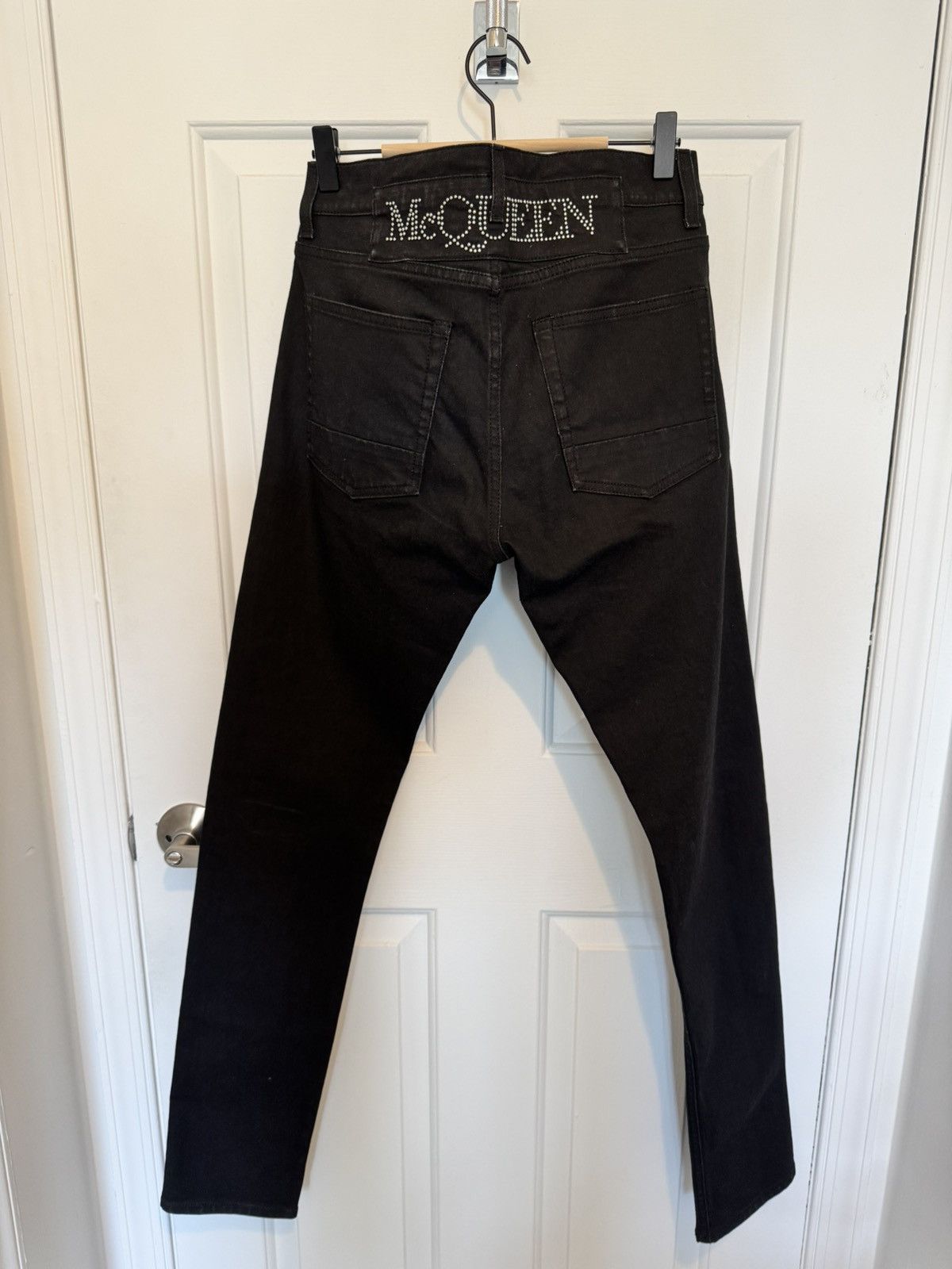 Alexander McQueen Alexander McQueen slim denim jeans black 30 x 32 Size US 30 / EU 46 - 4 Thumbnail