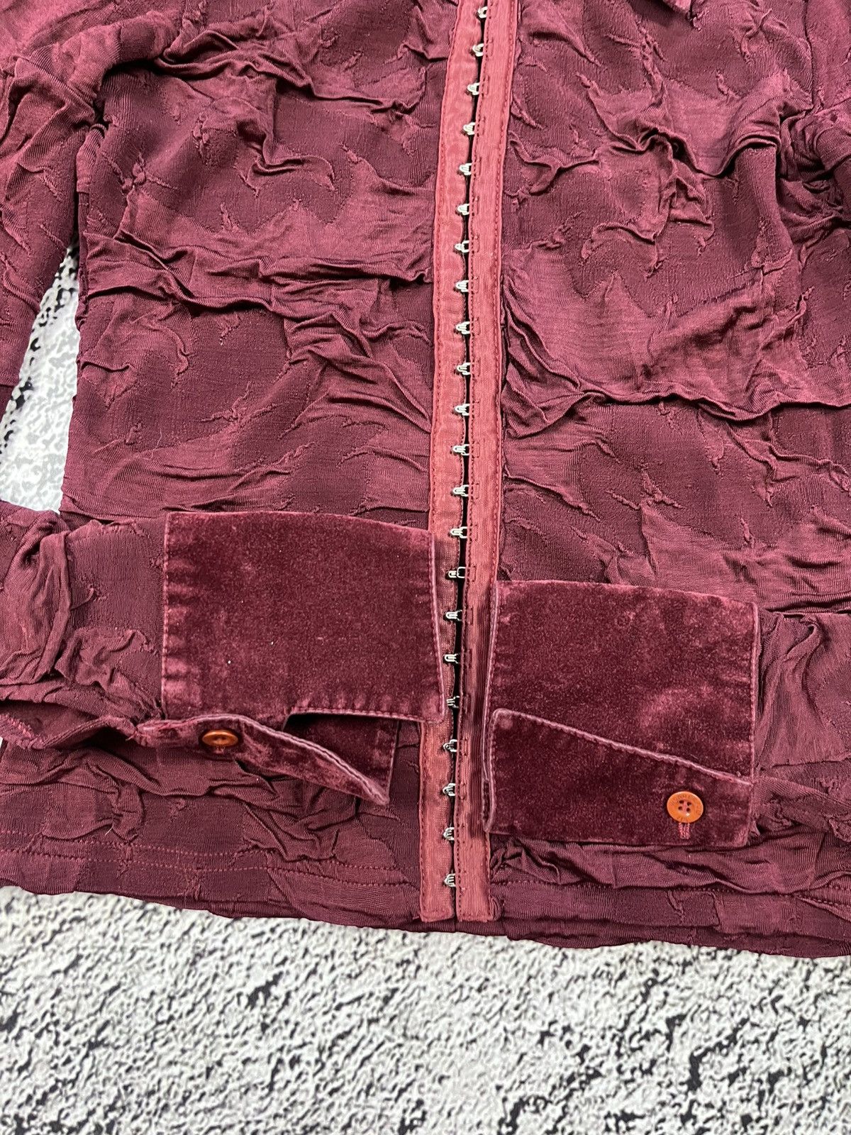 Vintage Y2K Gothic Velvet Hook Front Textured Burgundy Shirt Size S / US 4 / IT 40 - 7 Thumbnail