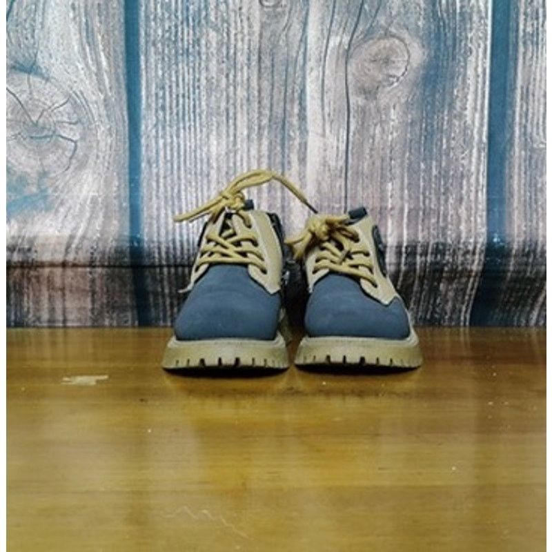 Other Unisex Kids Ankle Boots Size 27 Tan & Gray Lace Up Lug Sole Size US 10 / EU 43 - 4 Thumbnail