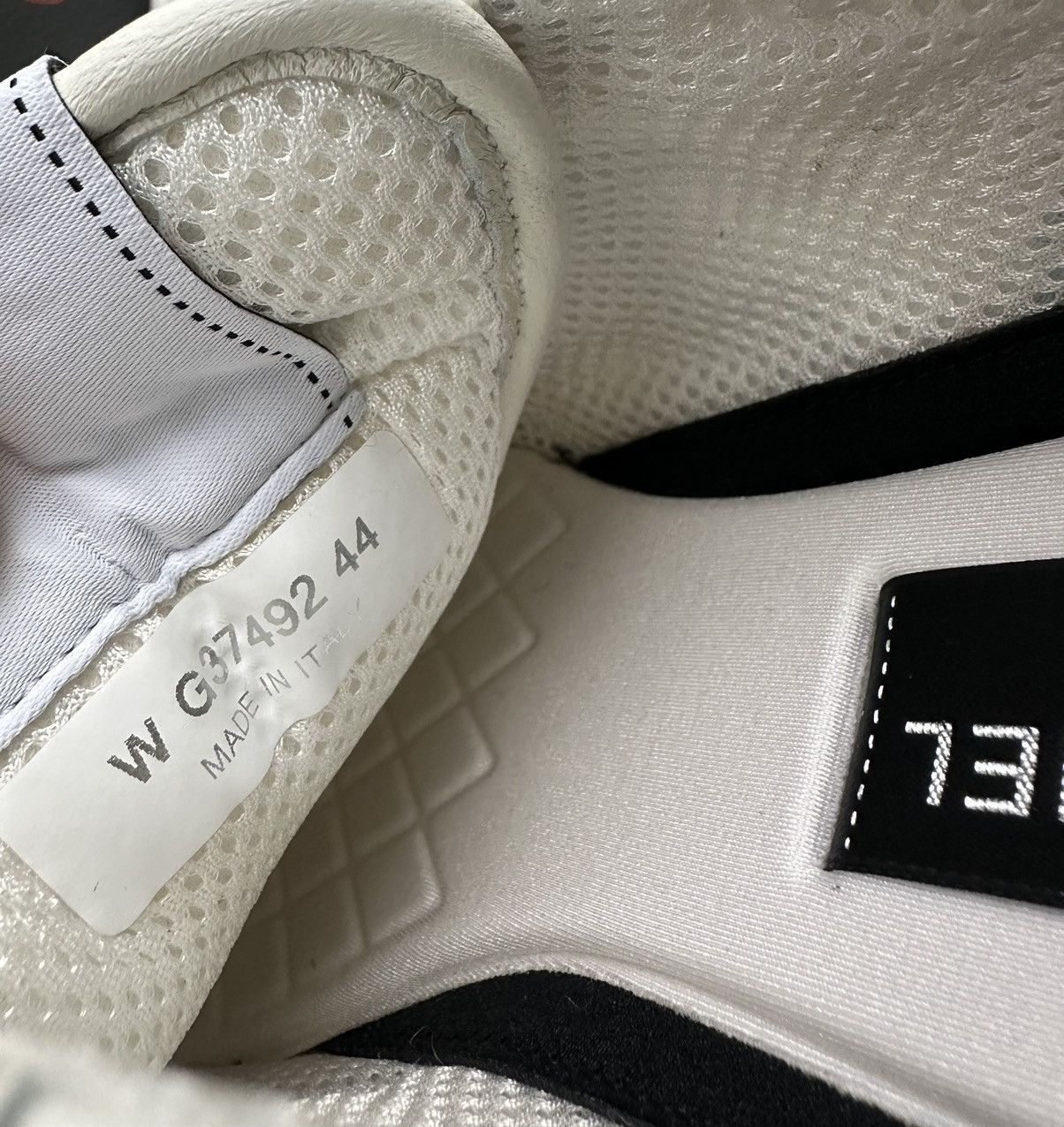 Chanel Super Rare Limited Edition Chanel Logo Men’s Sneaker Size US 11 / EU 44 - 5 Thumbnail
