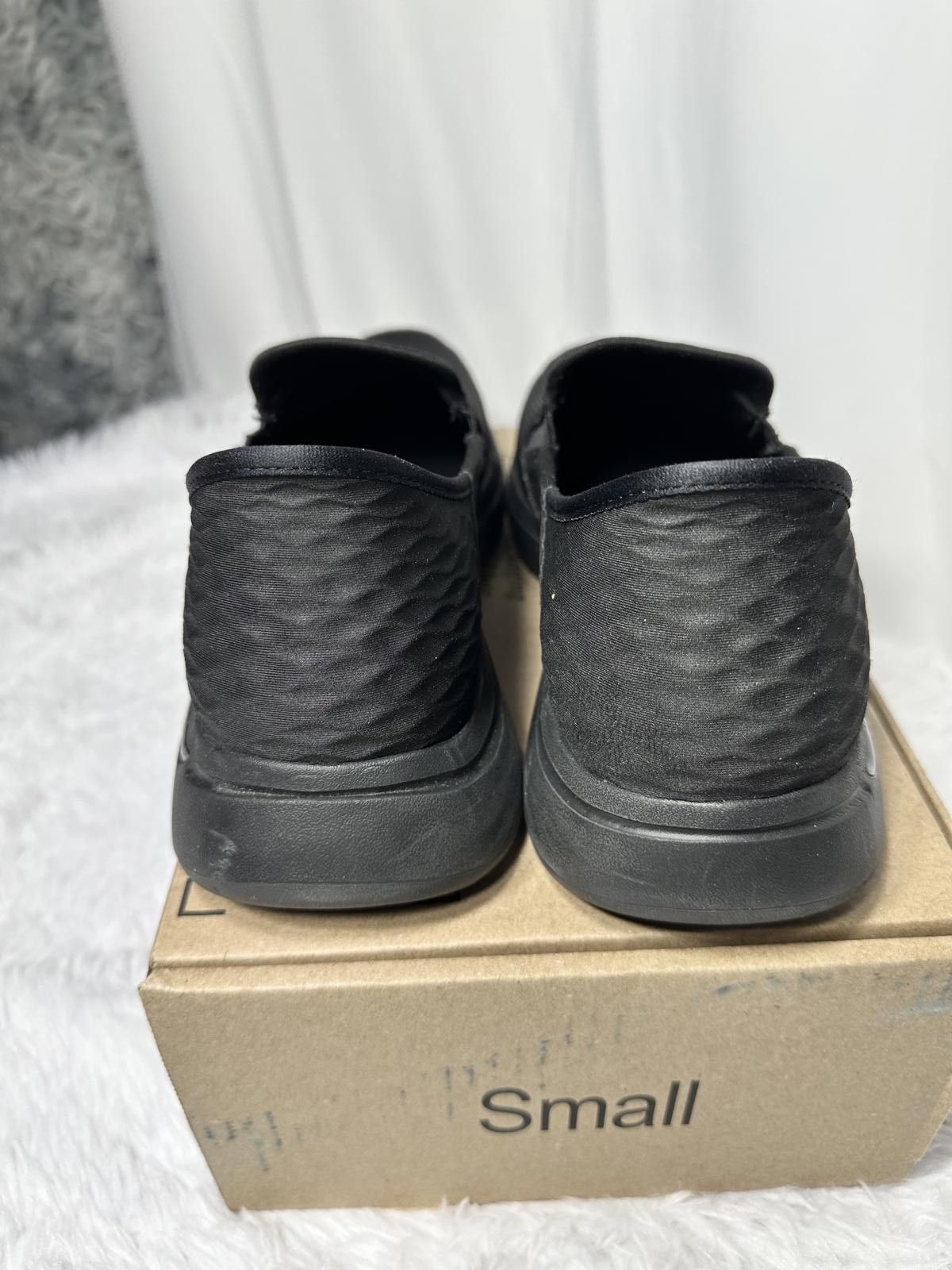 SKECHERS Skechers Arch Fit Black Slip-On Shoes Size US 9 / EU 42 - 2 Thumbnail