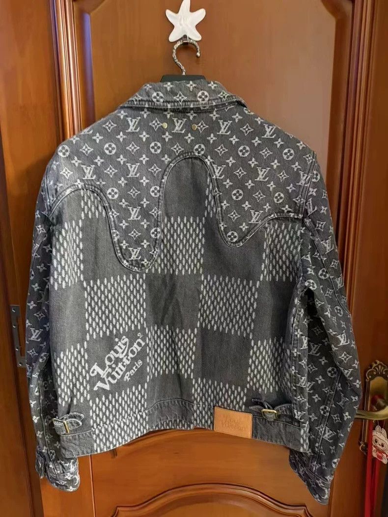 Louis Vuitton Louis Vuitton Nigo co-branded grey denim jacket Size US M / EU 48-50 / 2 - 2 Thumbnail
