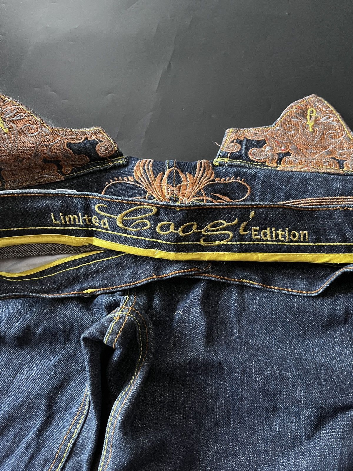 Coogi Baggy Coogi Tribal pocket Size US 32 / EU 48 - 6 Thumbnail