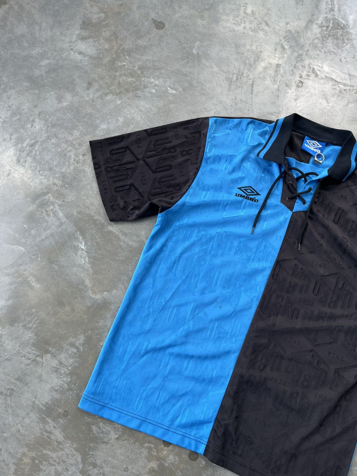 Umbro Vintage 90’s Umbro tamplate Jersey Size US L / EU 52-54 / 3 - 4 Thumbnail