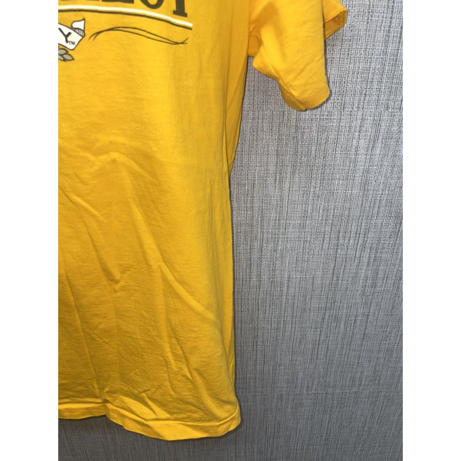 Vintage WAKE FOREST The Cotton Exchange Yellow Graphic T-Shirt USA Mens L Cotton Shirt Size US L / EU 52-54 / 3 - 4 Thumbnail