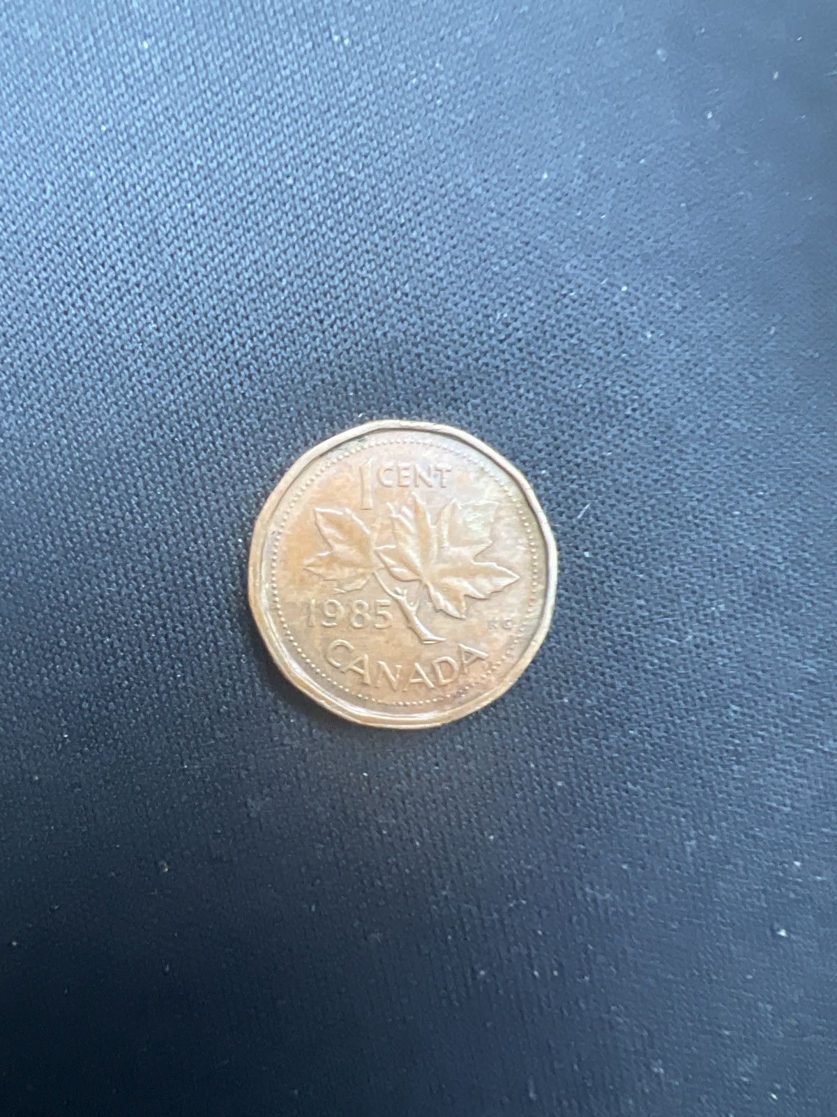 Vintage 1985 Canadian 1 Cent Coin Size ONE SIZE - 2 Thumbnail