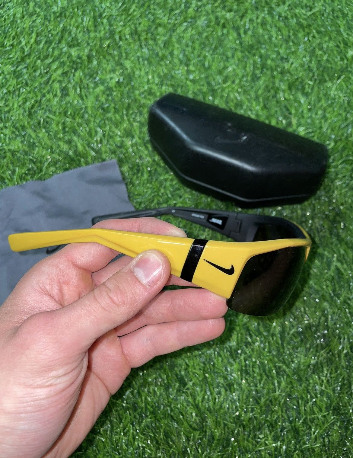 Nike nike max optics Athletic Sports sunglasses Size ONE SIZE - 4 Thumbnail