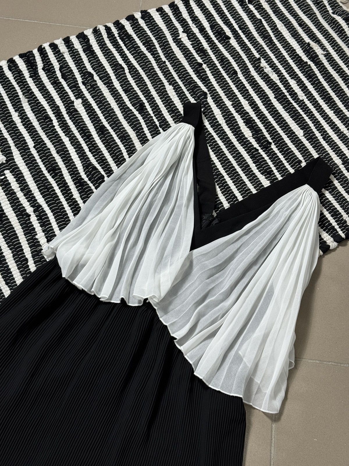 Sandro VINTAGE SANDRO PLEATED 2000s DRESS Size M / US 6-8 / IT 42-44 - 6 Thumbnail