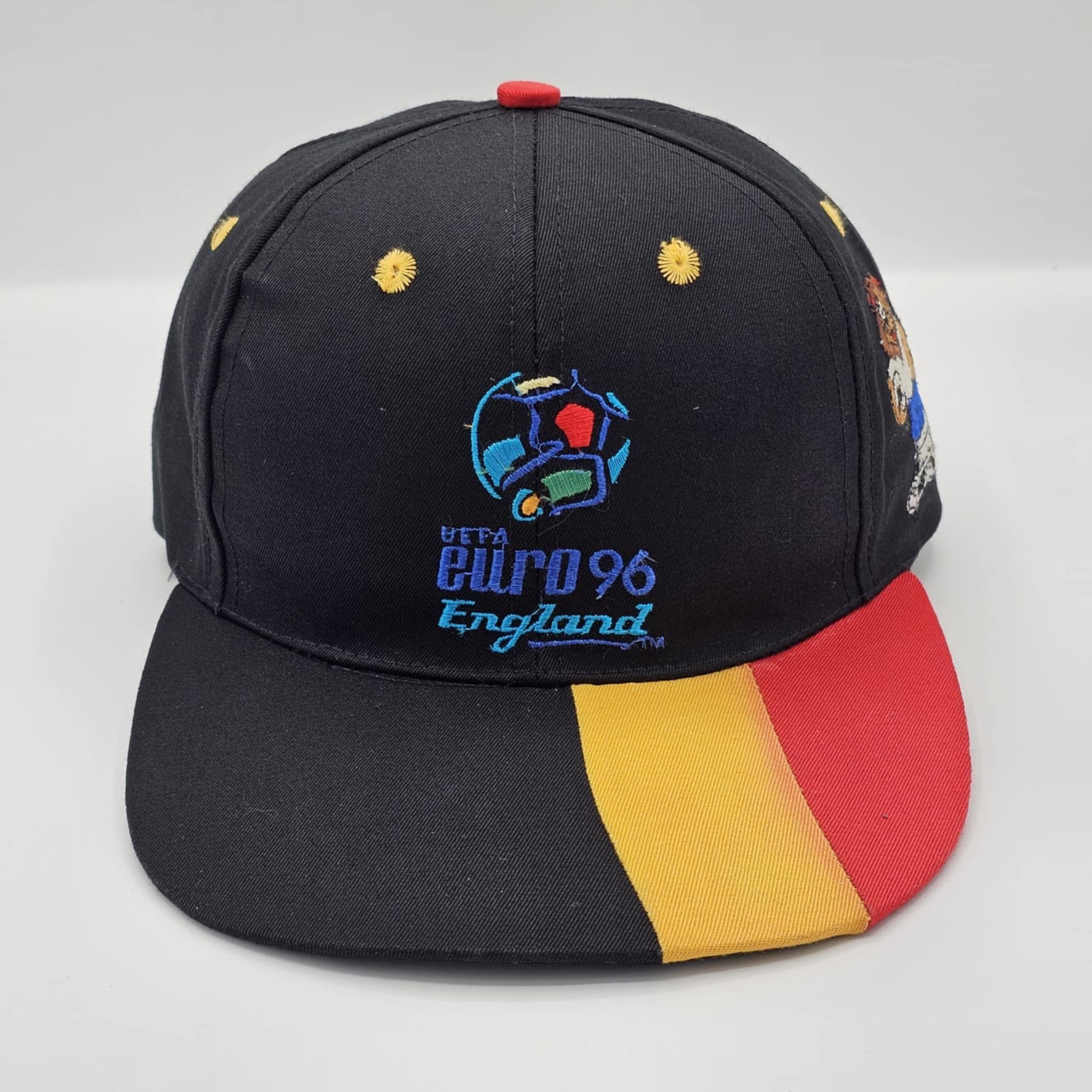 UEFA × Vintage Germany Soccer Vintage 90s Euro 96 England Snapback Hat Size ONE SIZE - 2 Thumbnail