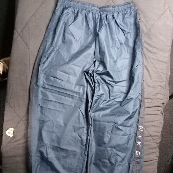 Nike × Vintage Vintage Y2K Nike Spell Out Wind Pants Joggers Trainers Size US 34 / EU 50 - 2 Thumbnail
