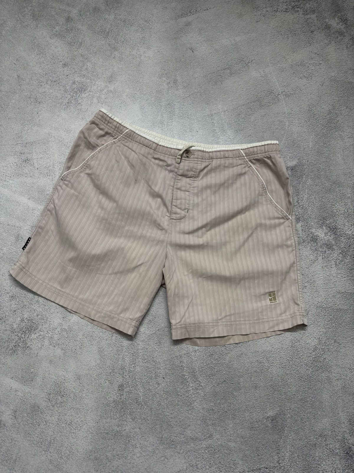 Nike Vintage Y2k Nike Court Swoosh Shorts Size US 30 / EU 46 - 3 Thumbnail