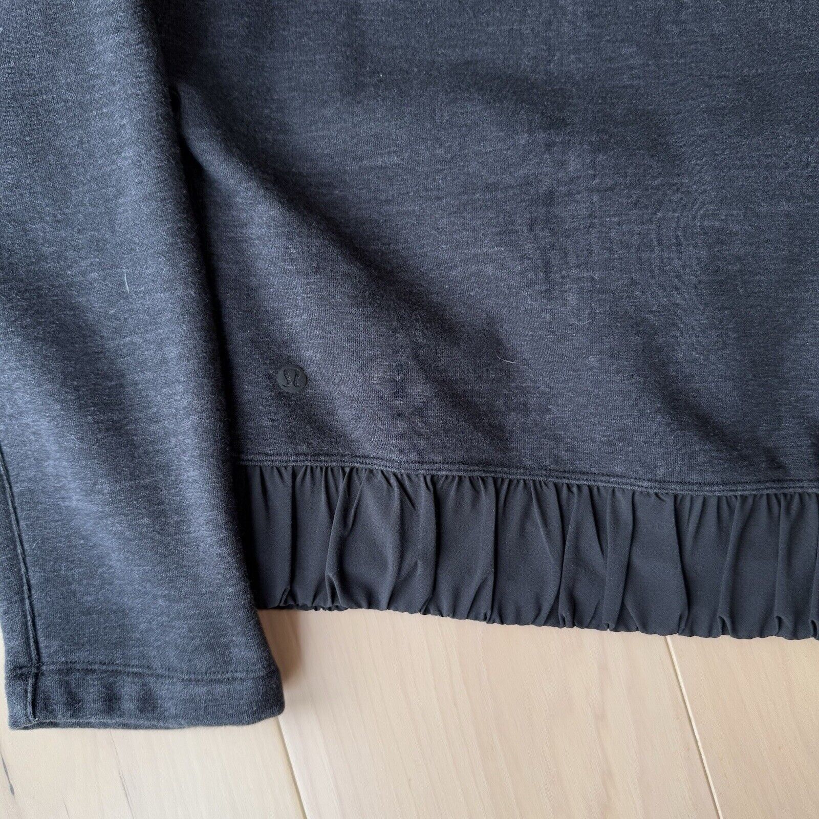 Lululemon Lululemon Light as Warmth Crew 10 Dark Gray Casual Pullover Size L / US 10 / IT 46 - 8 Thumbnail